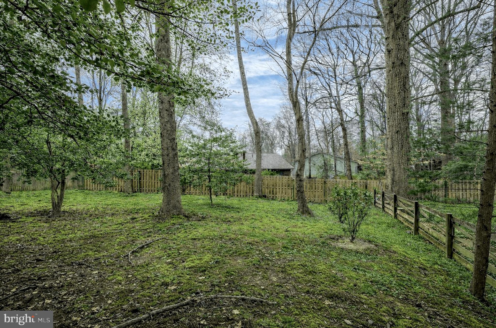 POTOMAC WOODS - Residential