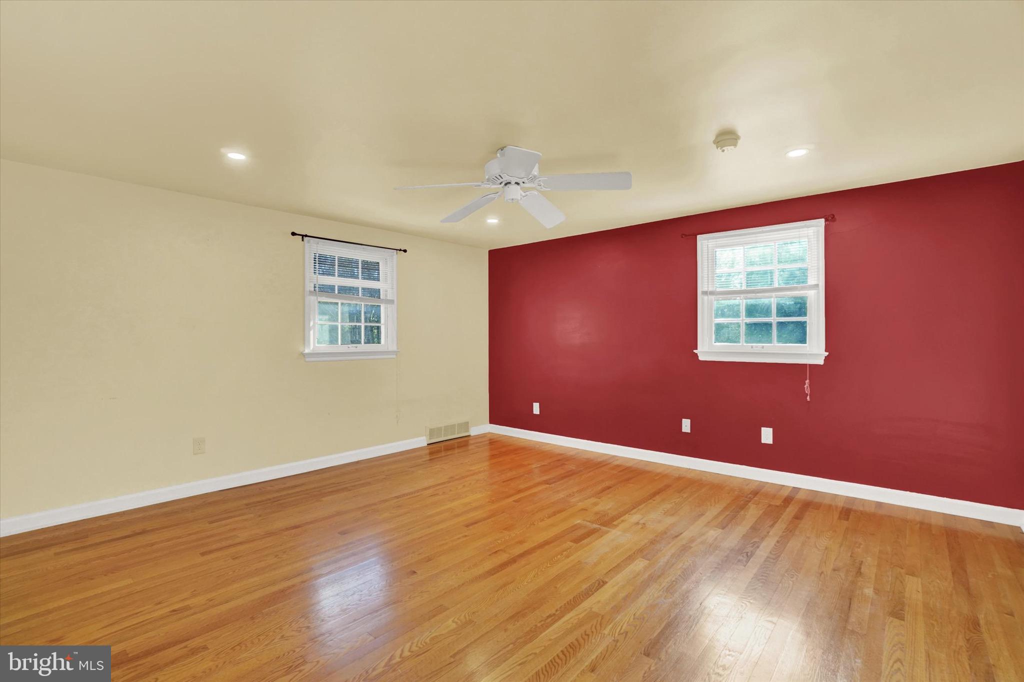 NORTH BROOK - Residential