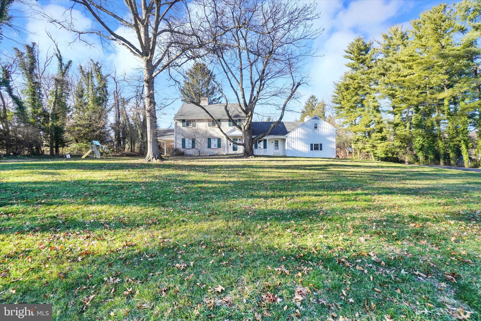 NORTH BROOK - Residential