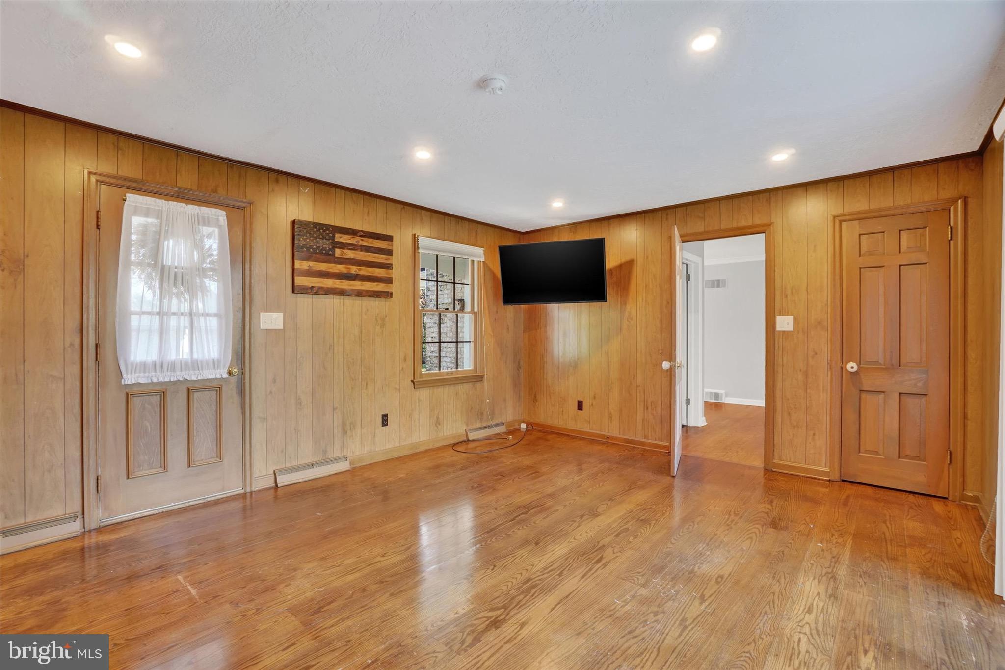 NORTH BROOK - Residential