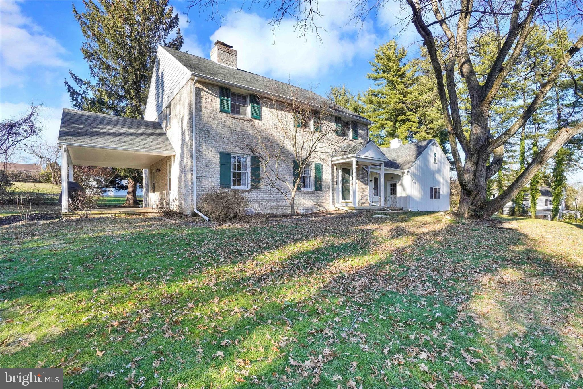 NORTH BROOK - Residential