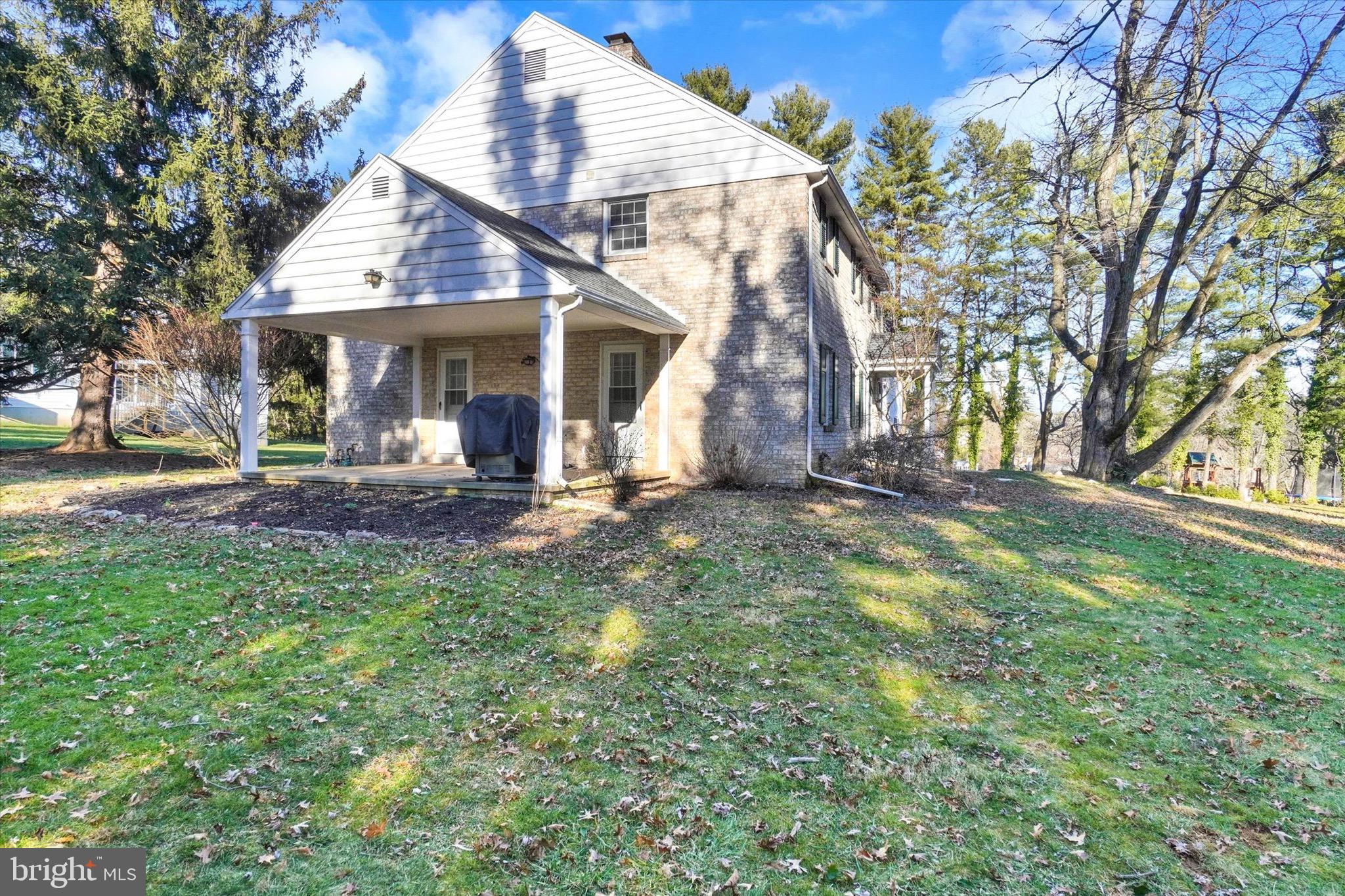 NORTH BROOK - Residential