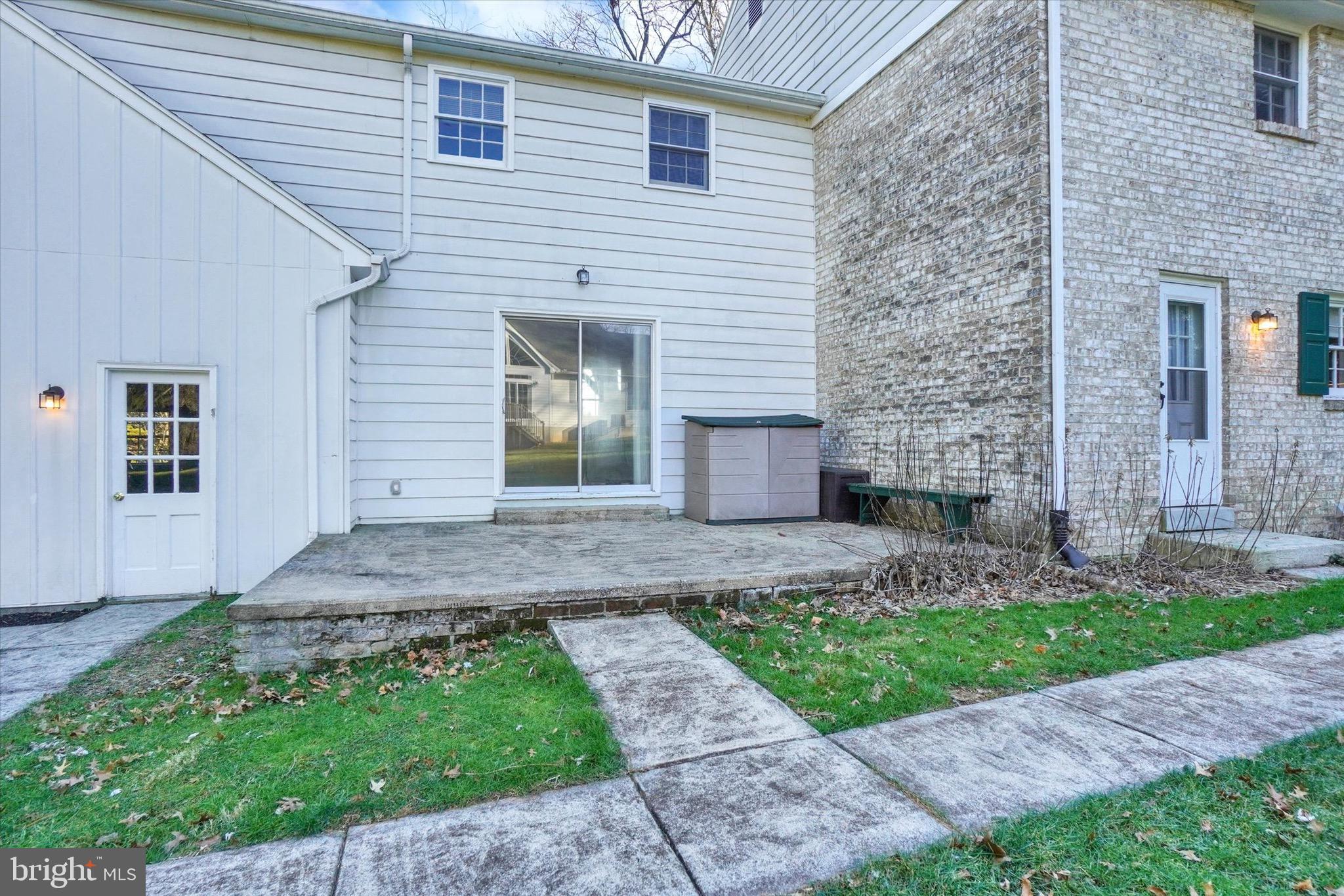 NORTH BROOK - Residential