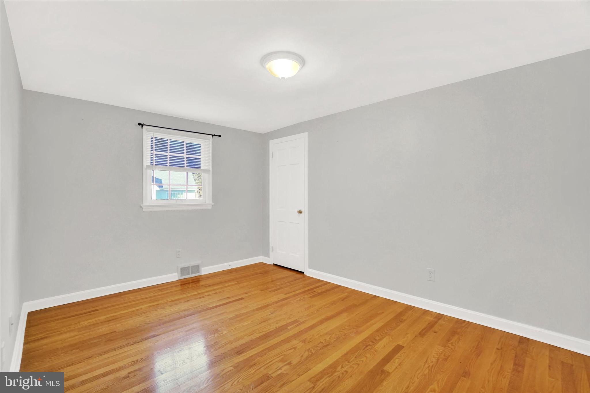NORTH BROOK - Residential