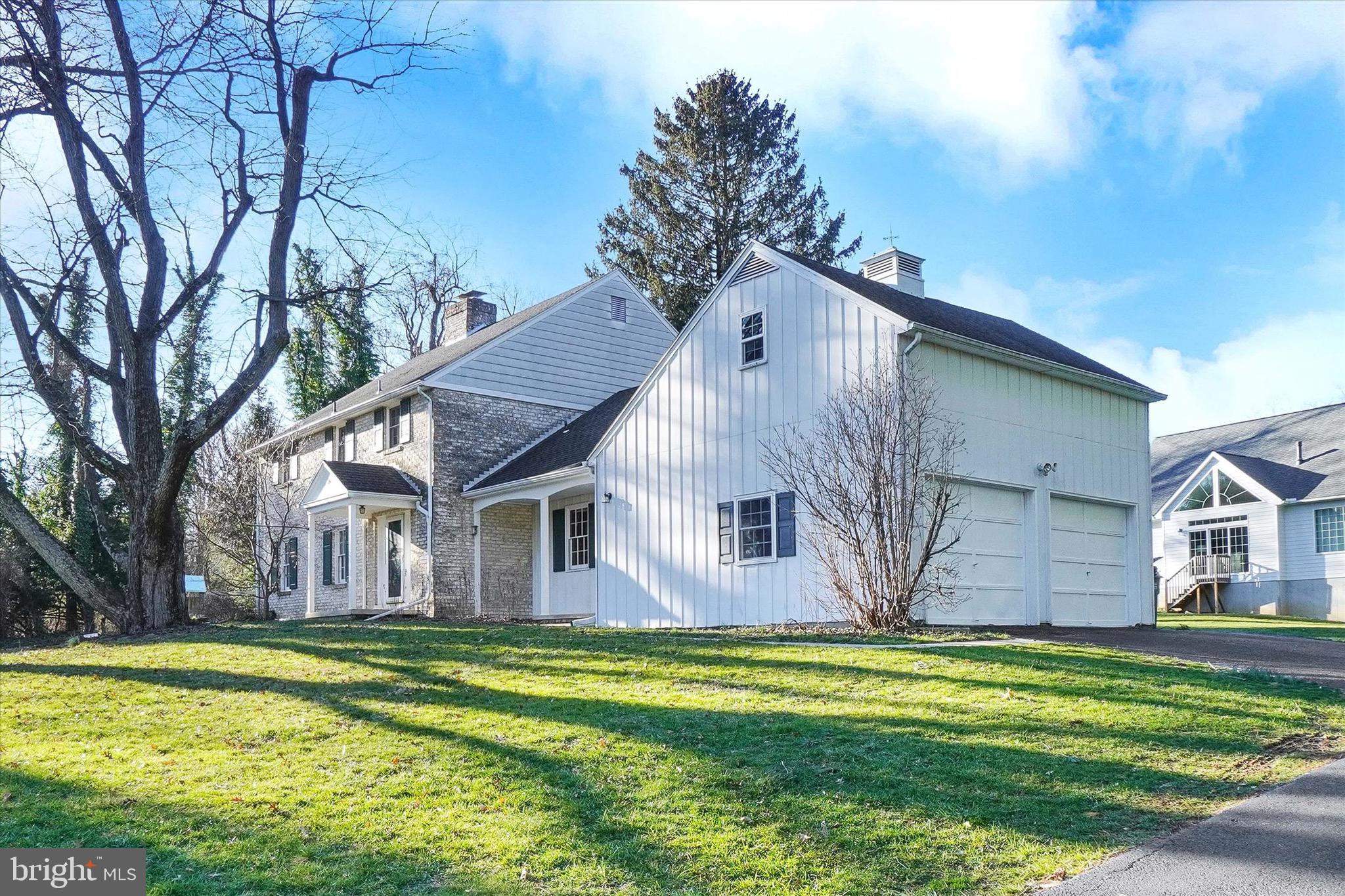NORTH BROOK - Residential