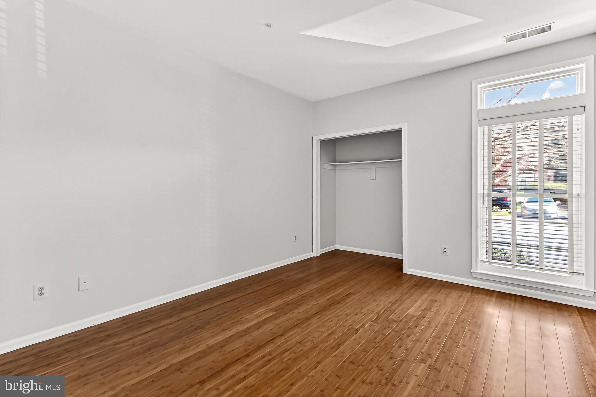 KINGSTOWNE - Residential