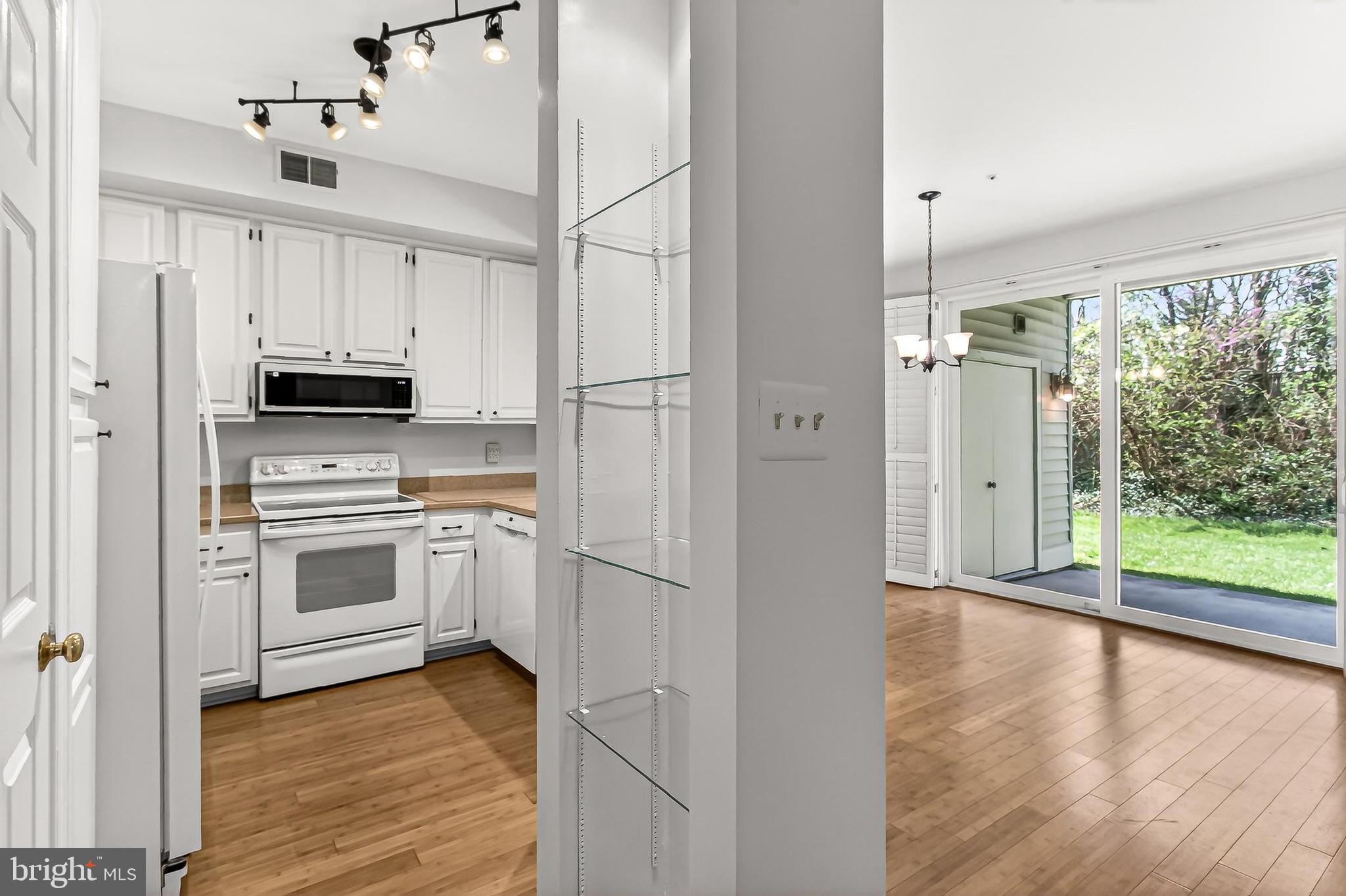 KINGSTOWNE - Residential