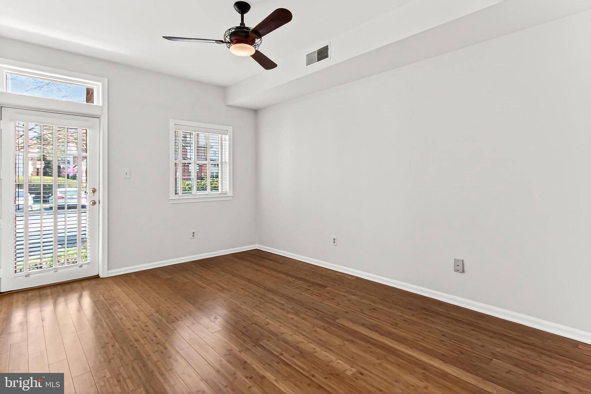 KINGSTOWNE - Residential