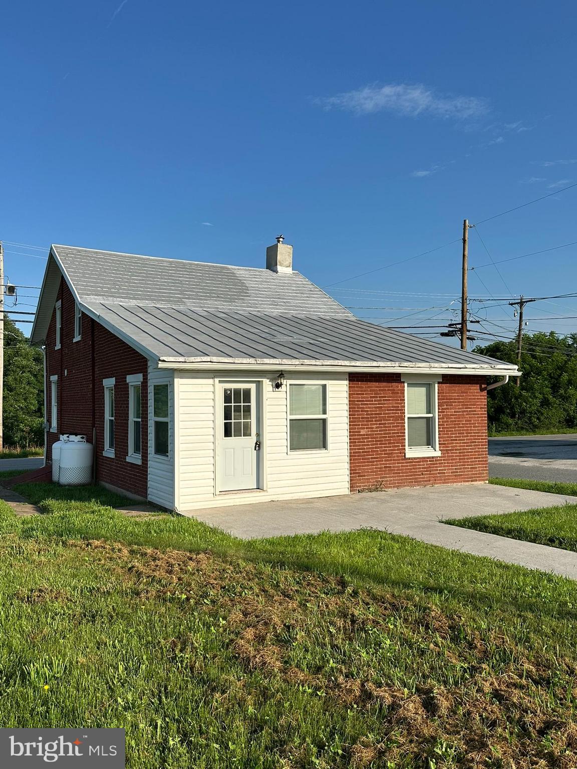 1653 RTE 194 N