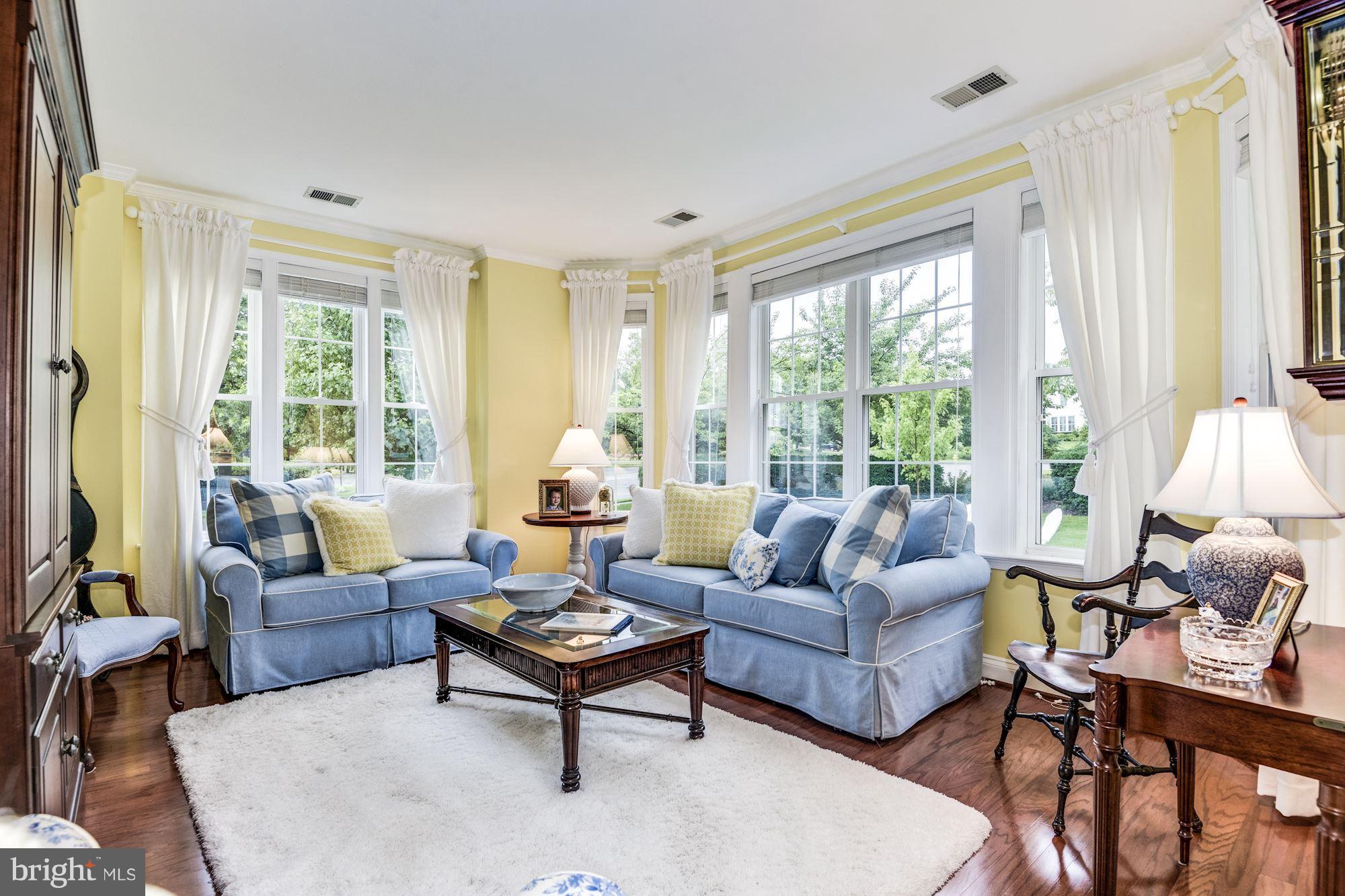 HERITAGE HUNT - Residential