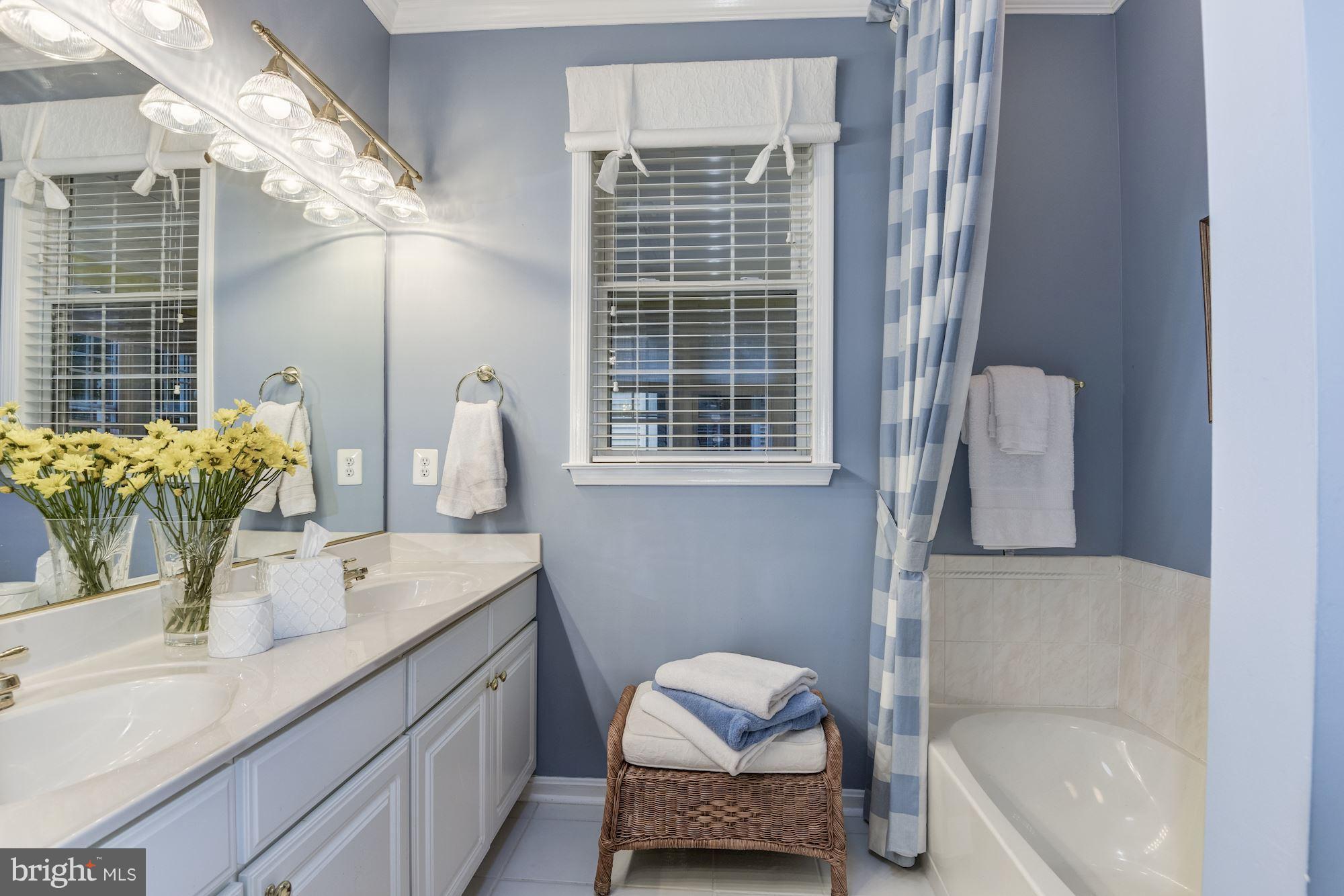 HERITAGE HUNT - Residential