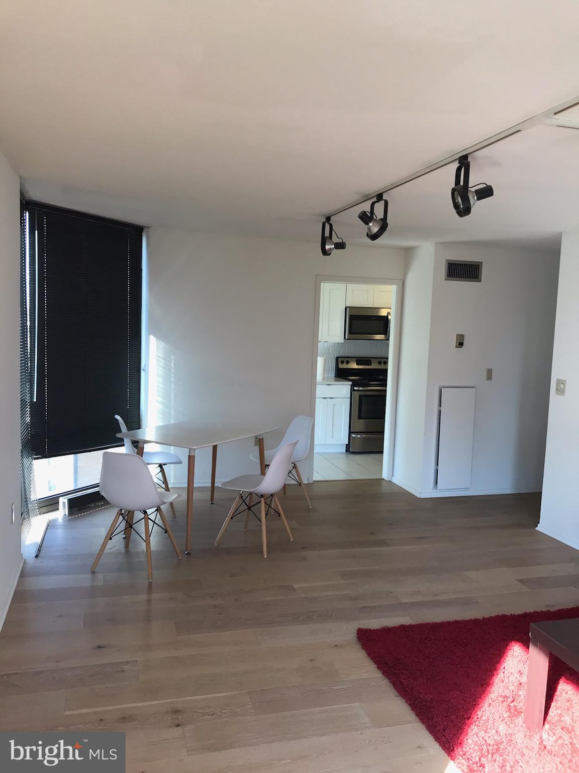 RITTENHOUSE SQUARE - Residential Lease