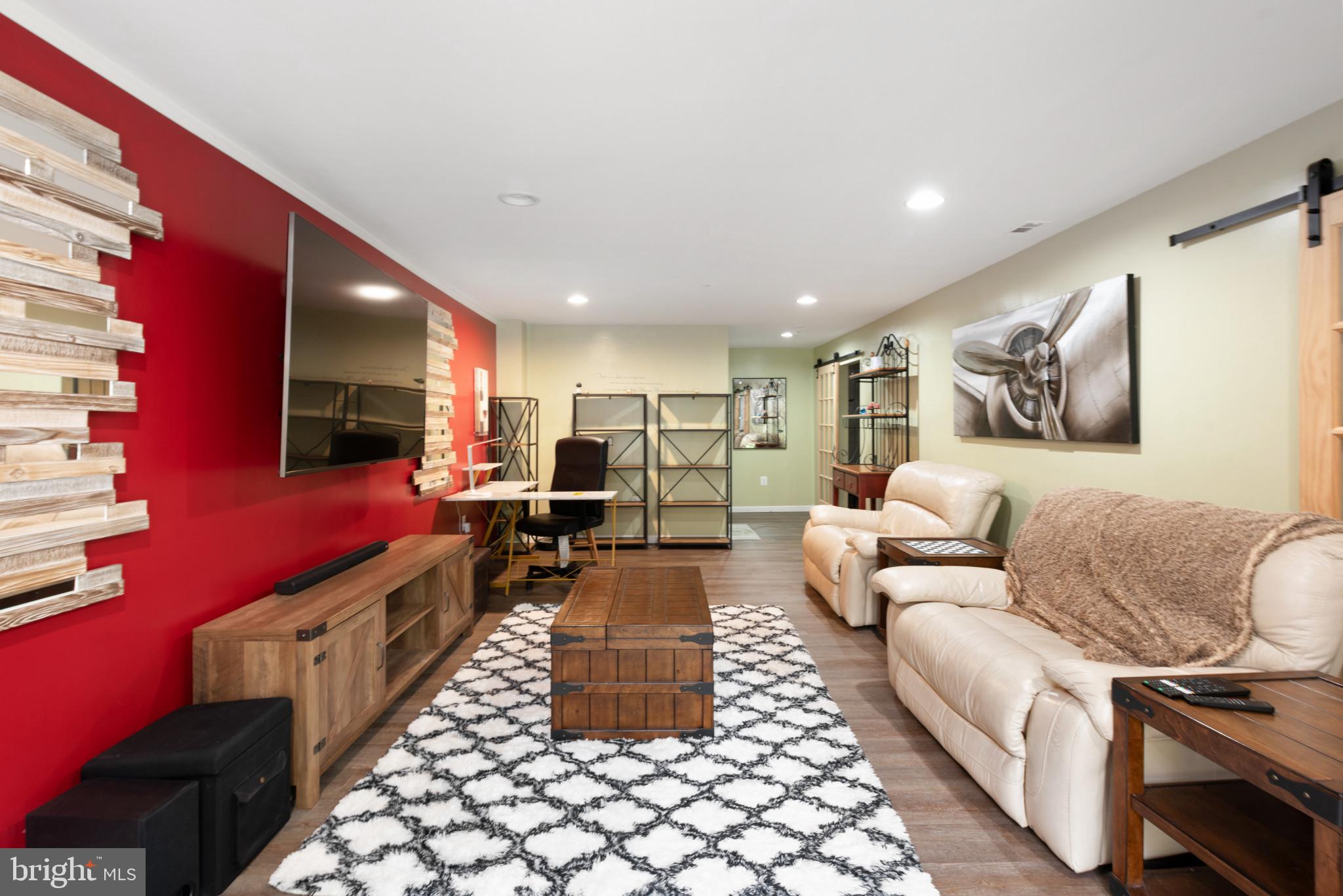 DEER SPRING - Residential