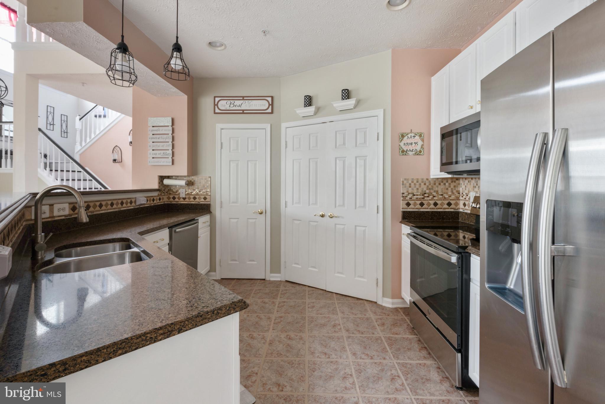 DEER SPRING - Residential