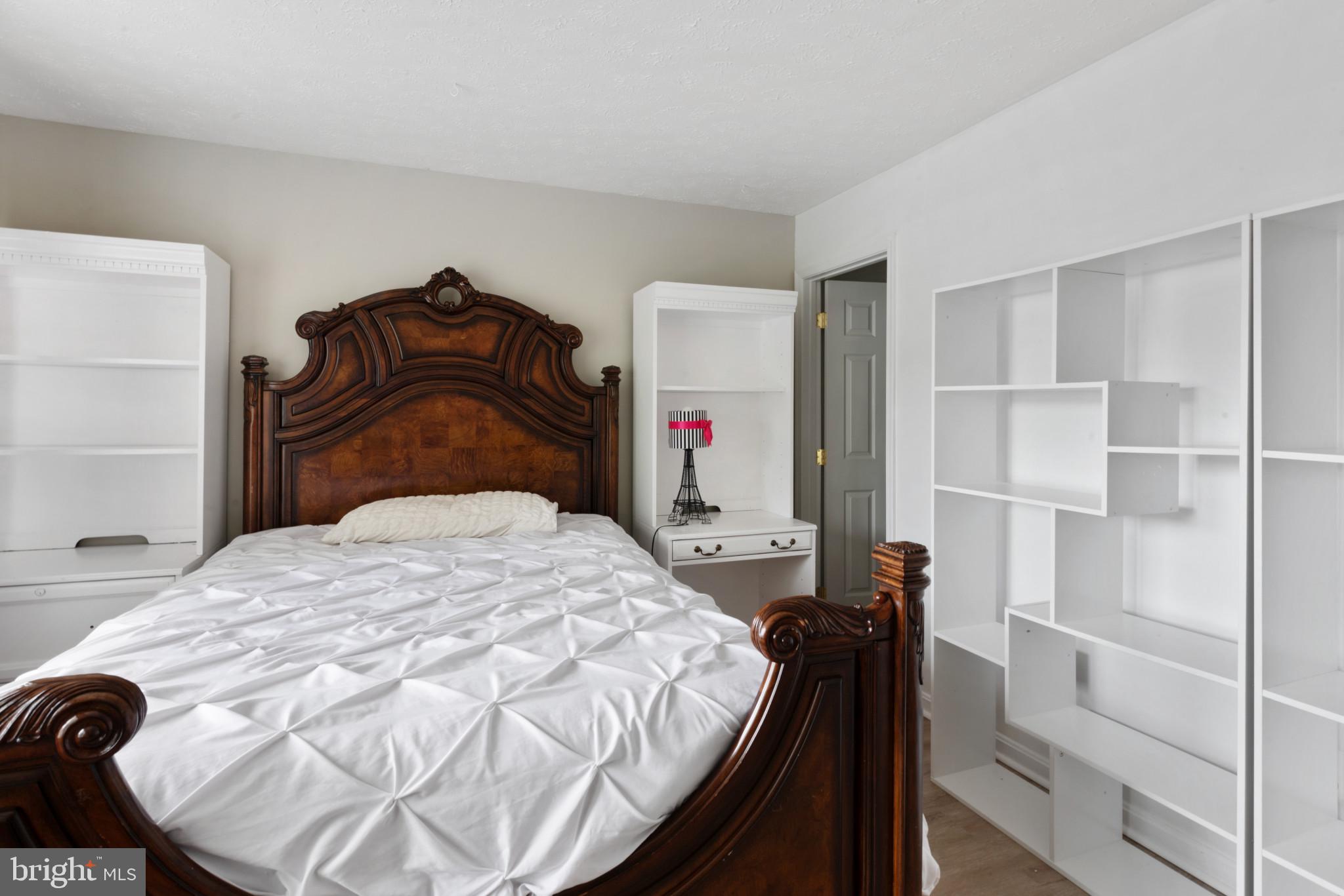 DEER SPRING - Residential
