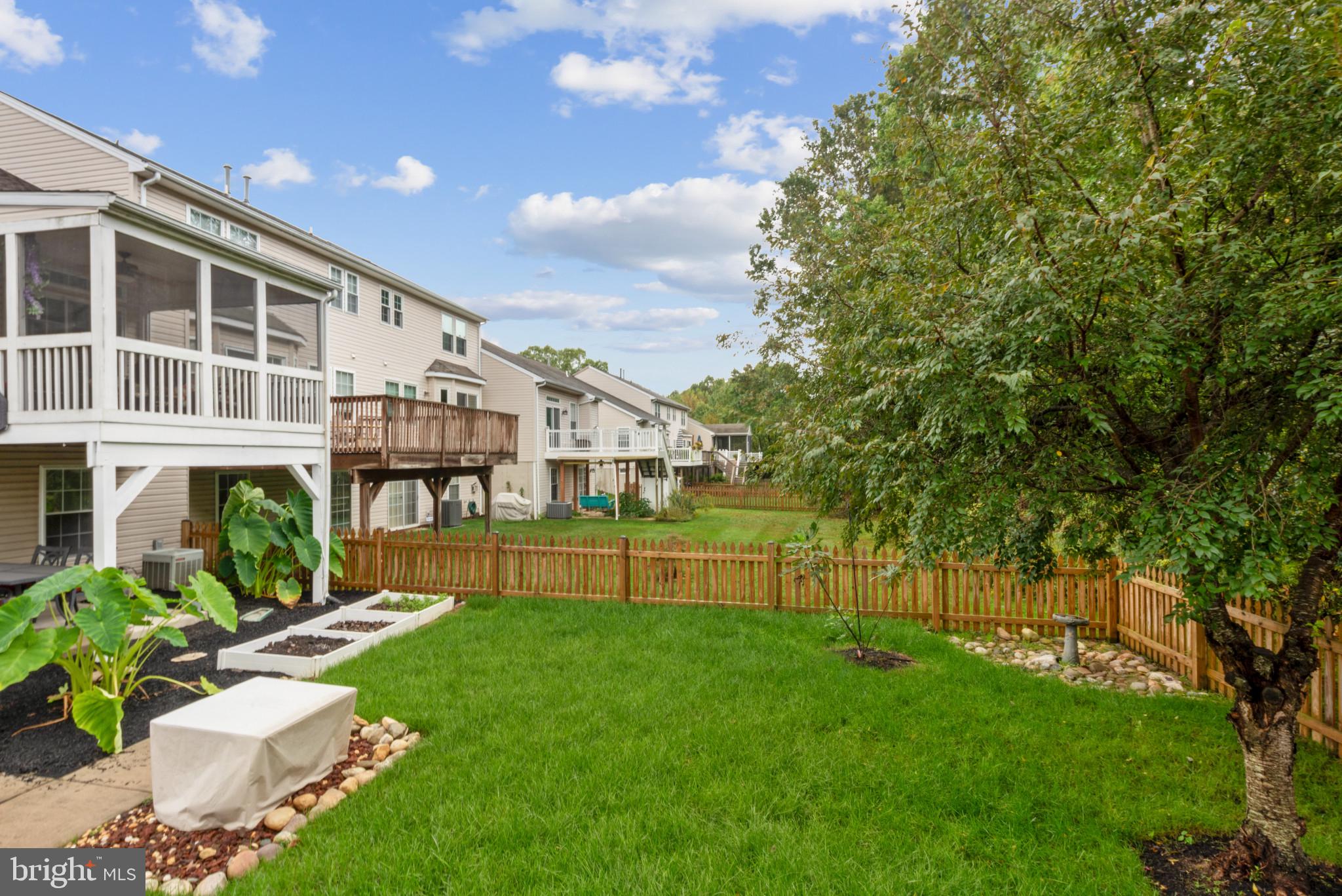 DEER SPRING - Residential