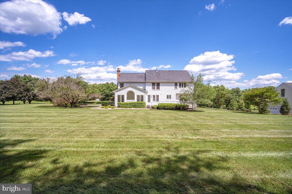LAYTONSVILLE KNOLLS - Residential