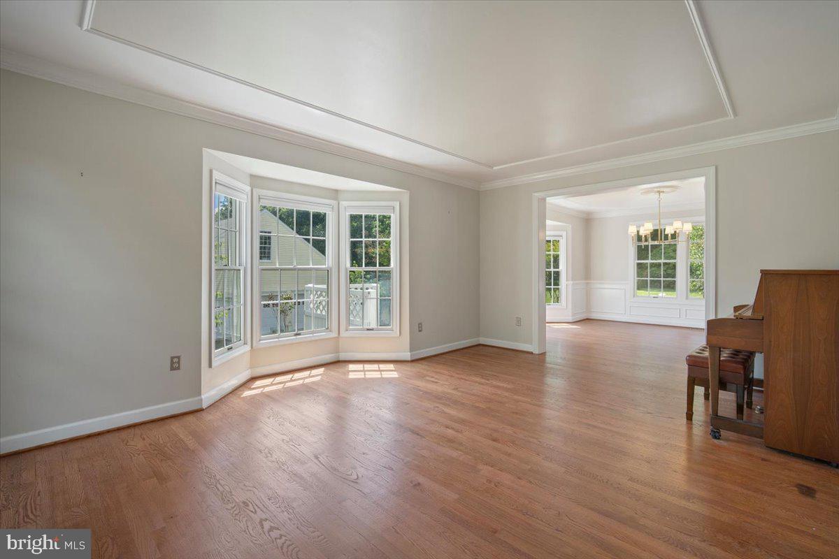 LAYTONSVILLE KNOLLS - Residential