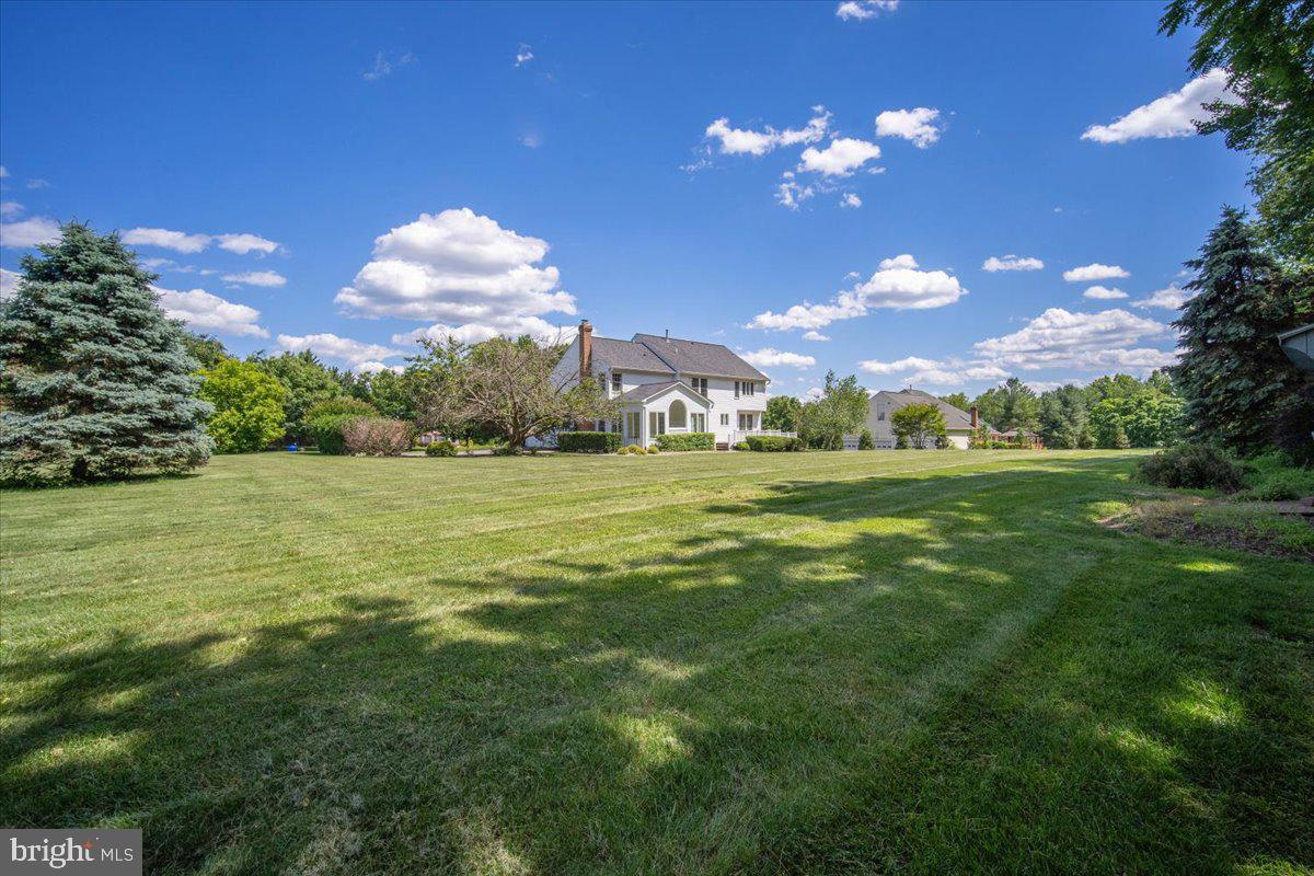 LAYTONSVILLE KNOLLS - Residential