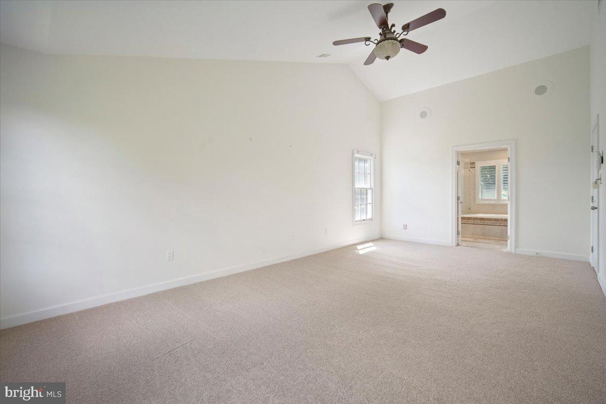 LAYTONSVILLE KNOLLS - Residential