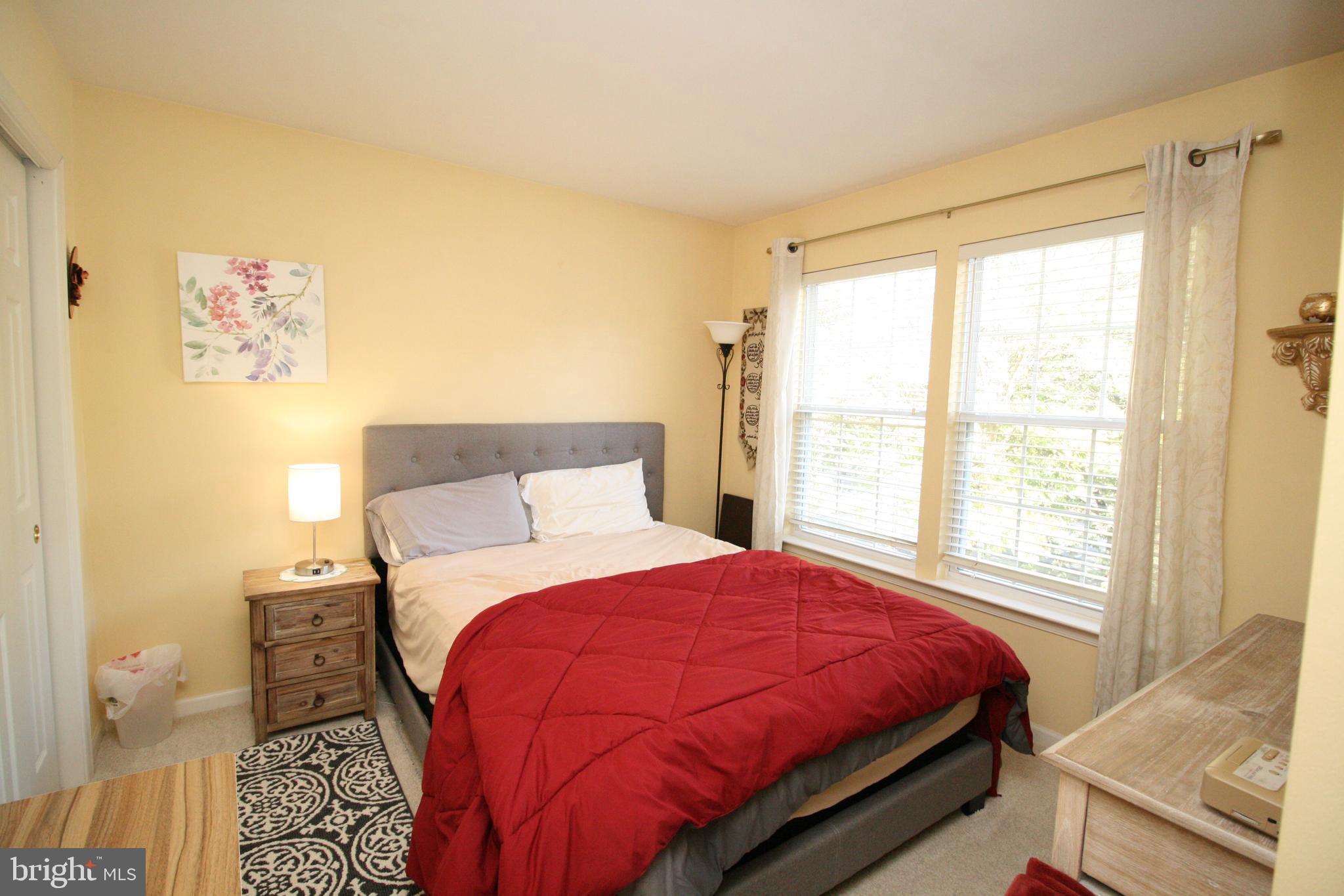 SENECA PARK NORTH - Residential Lease