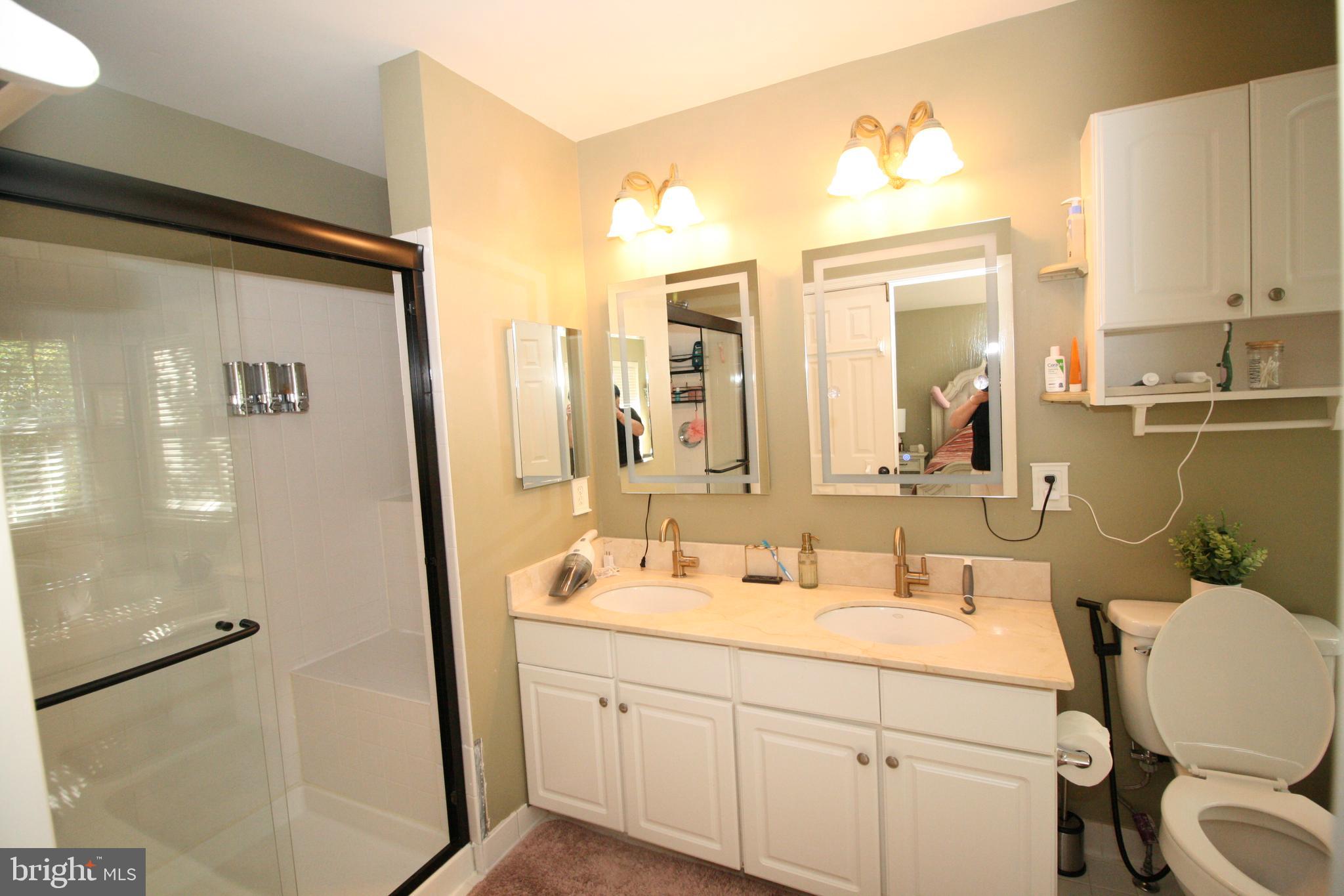 SENECA PARK NORTH - Residential Lease