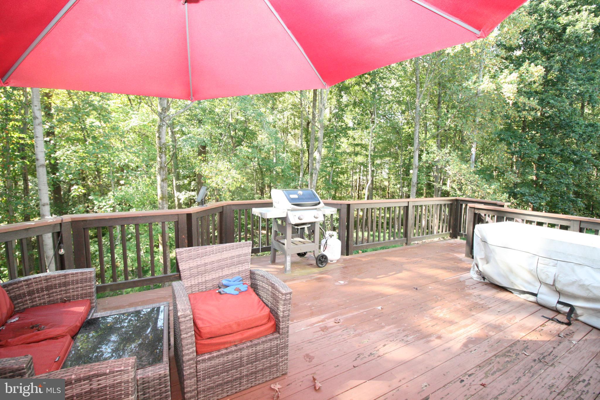 SENECA PARK NORTH - Residential Lease