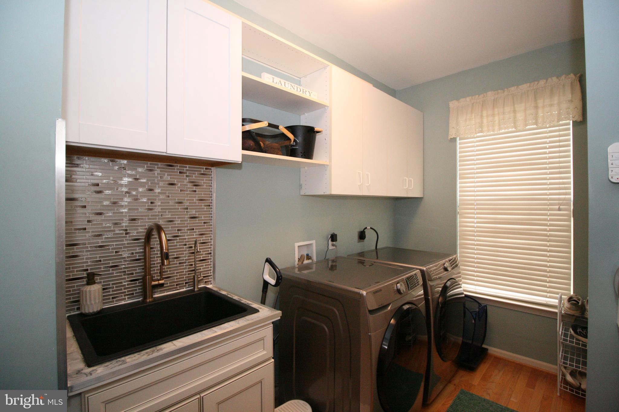 SENECA PARK NORTH - Residential Lease