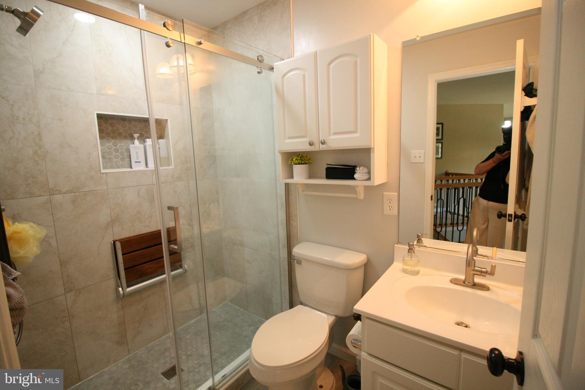 SENECA PARK NORTH - Residential Lease