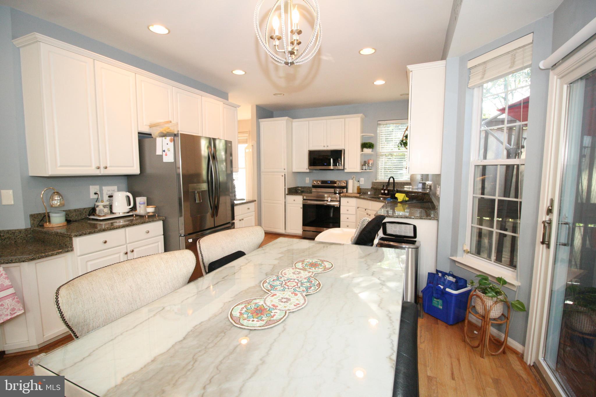 SENECA PARK NORTH - Residential Lease