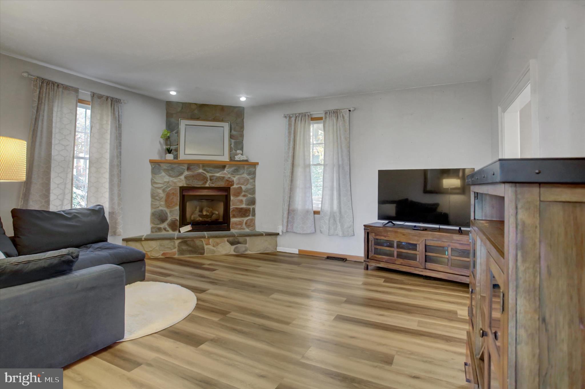 STONY POINT - Residential