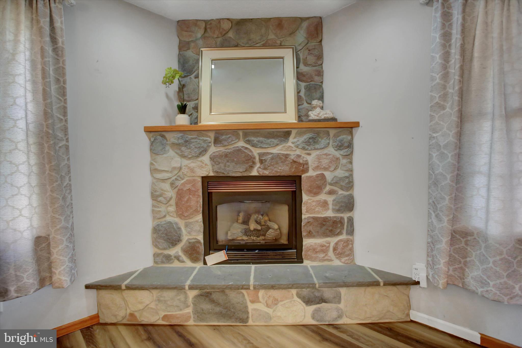 STONY POINT - Residential