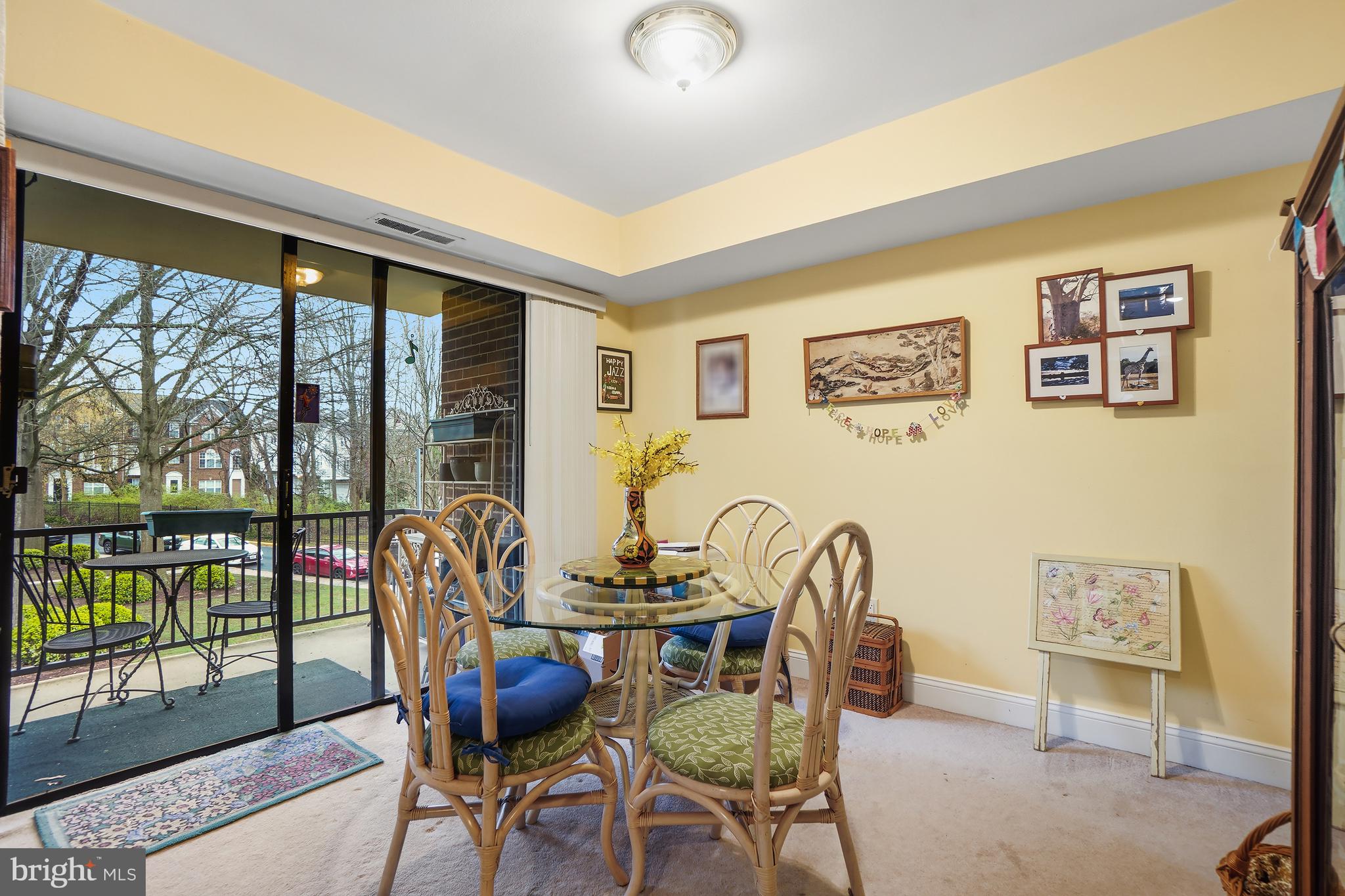 AMERICANA FINMARK - Residential