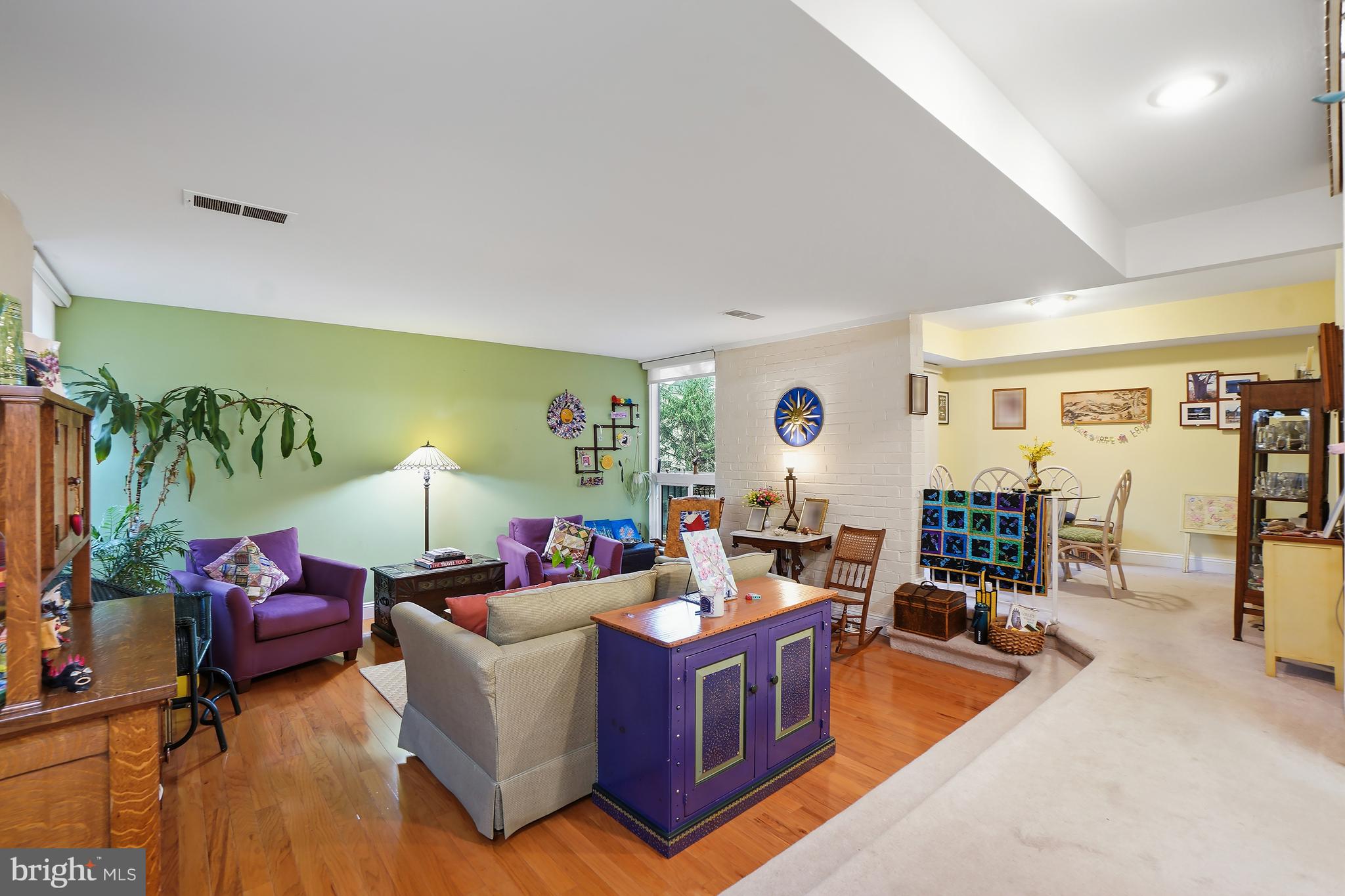 AMERICANA FINMARK - Residential