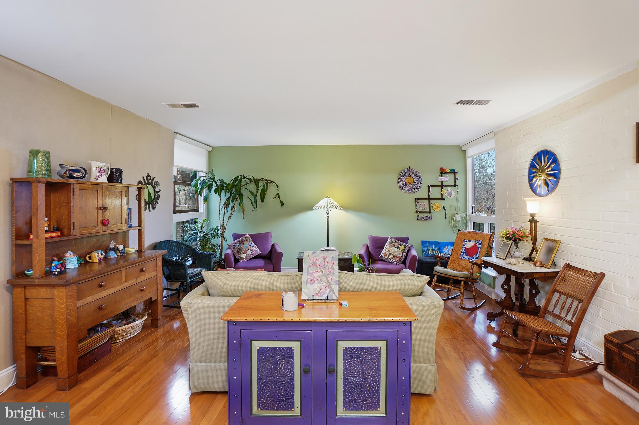 AMERICANA FINMARK - Residential