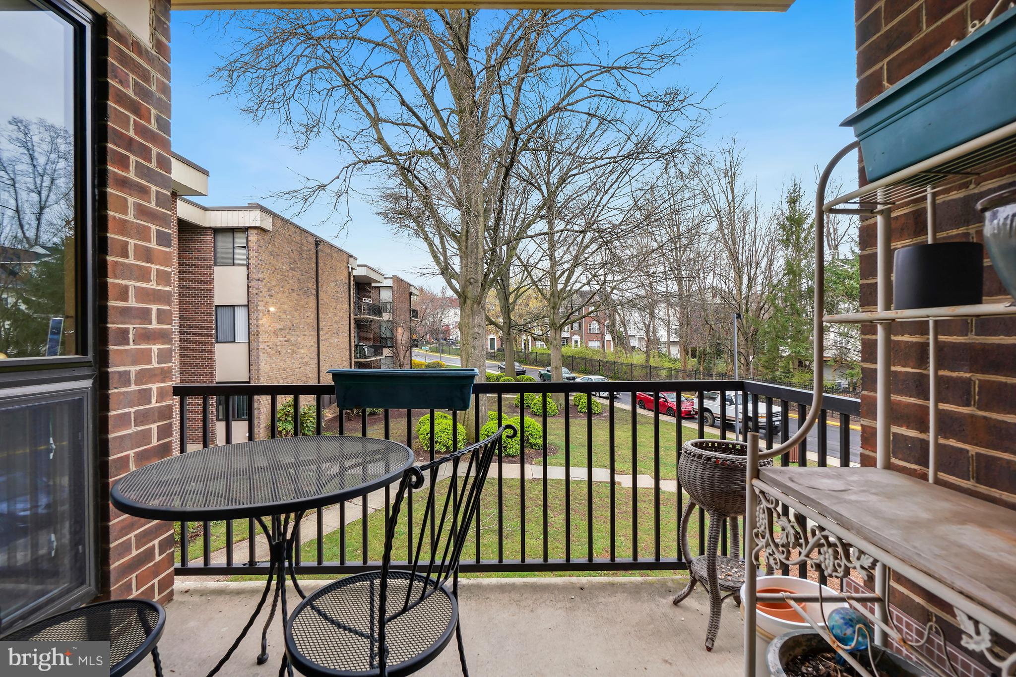 AMERICANA FINMARK - Residential