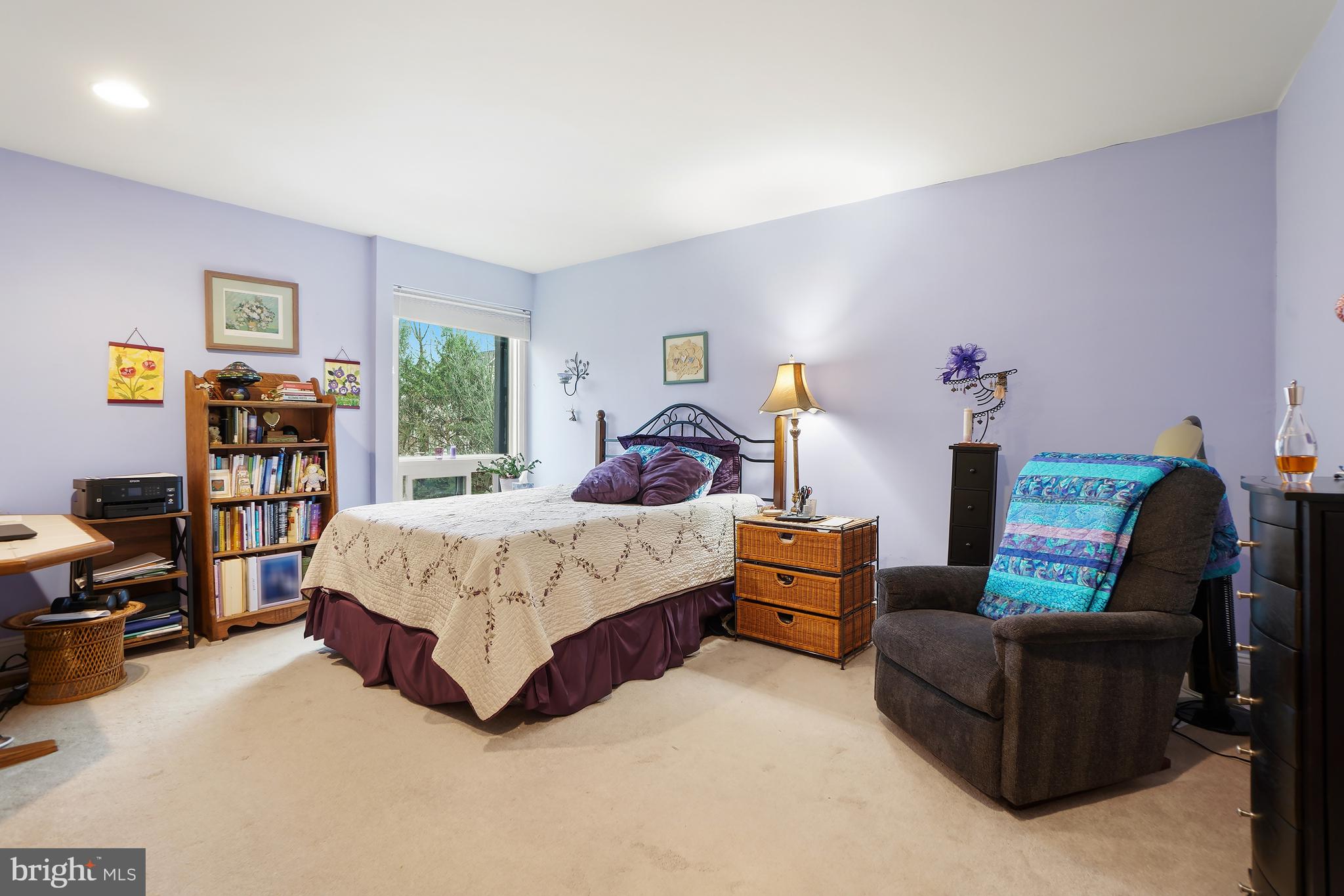 AMERICANA FINMARK - Residential