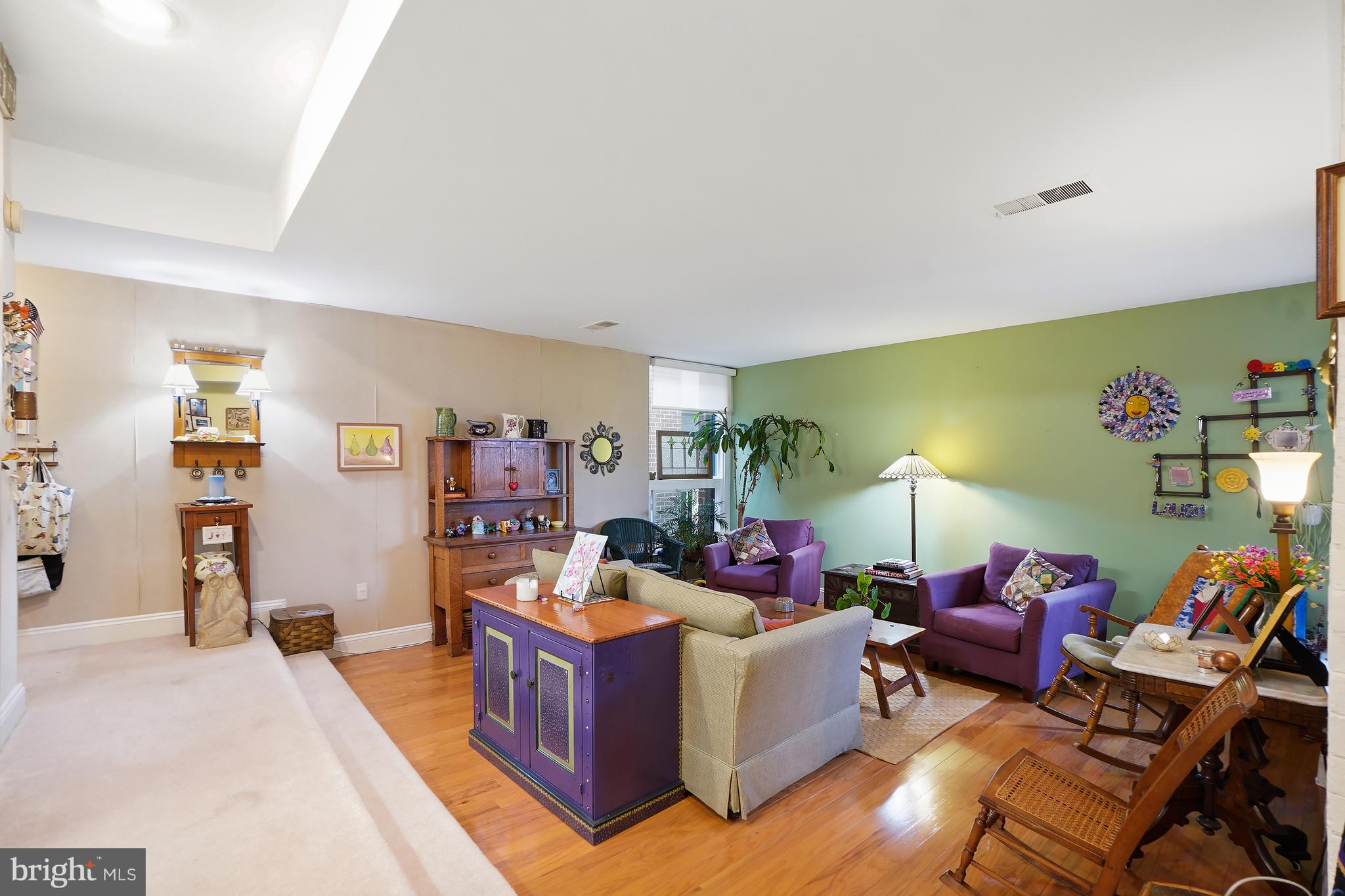 AMERICANA FINMARK - Residential