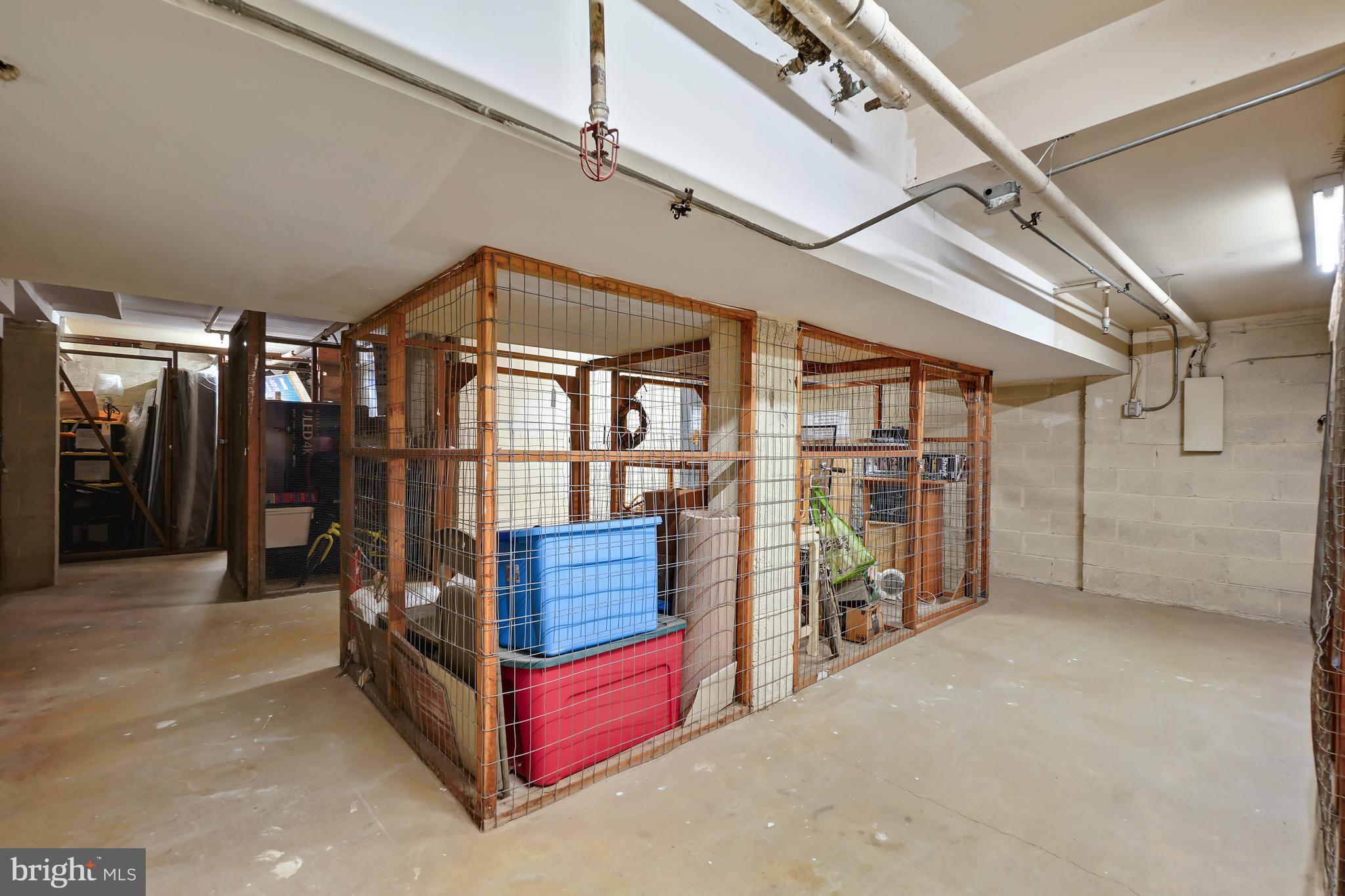 AMERICANA FINMARK - Residential