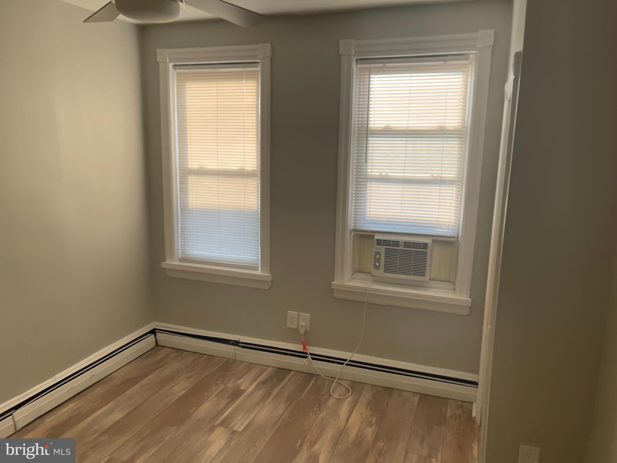 PHILADELPHIA (SOUTH) - Residential