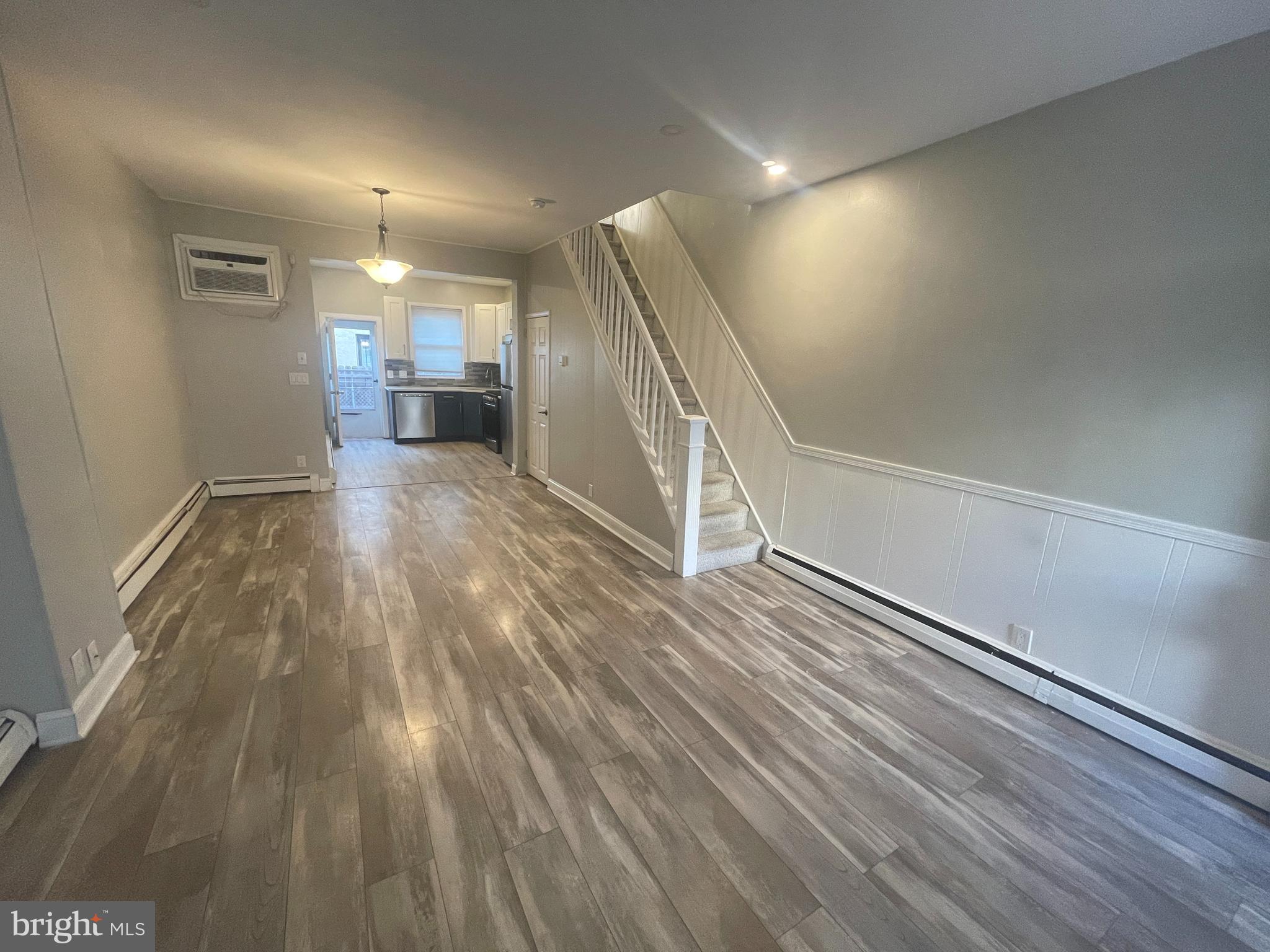 PHILADELPHIA (SOUTH) - Residential