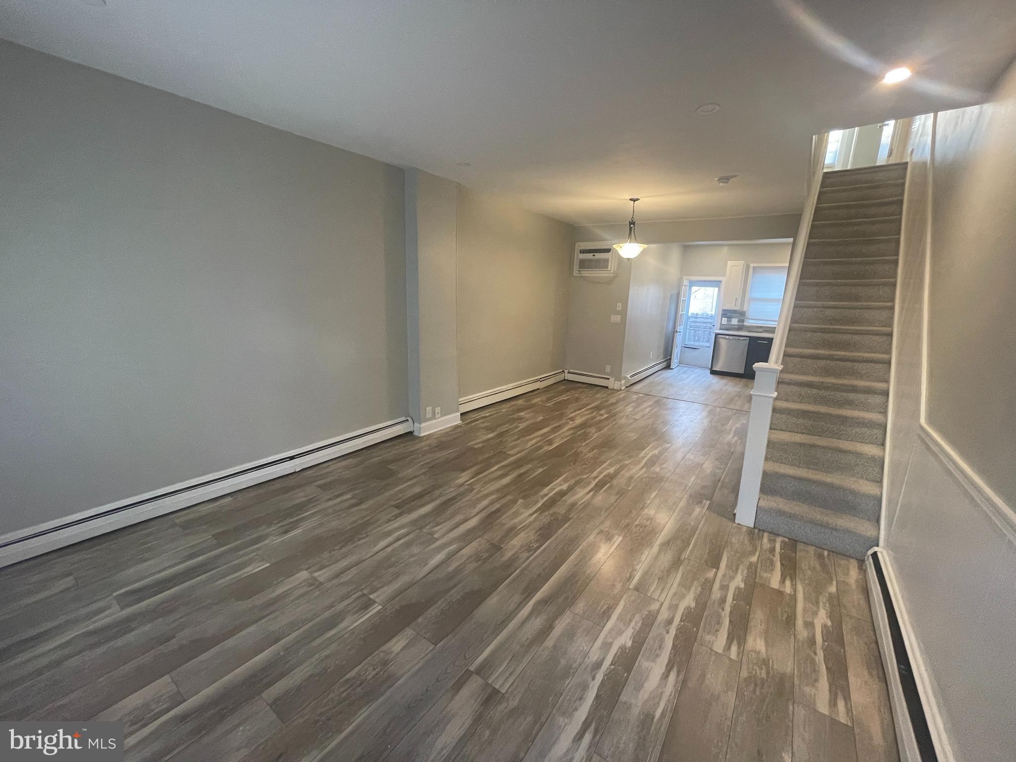 PHILADELPHIA (SOUTH) - Residential