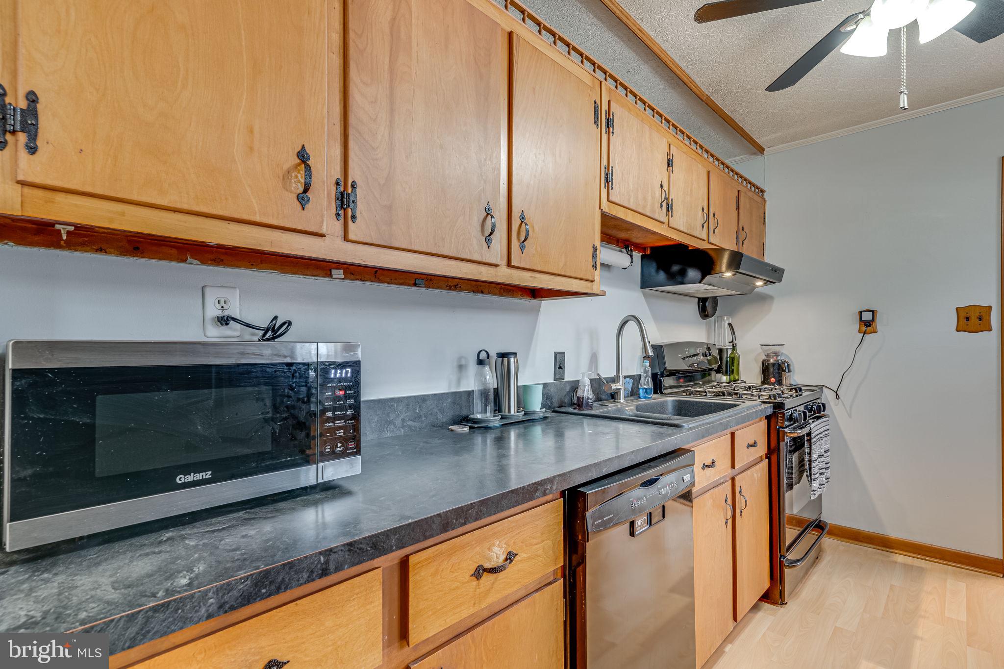 INDIAN HEAD MANOR - Residential