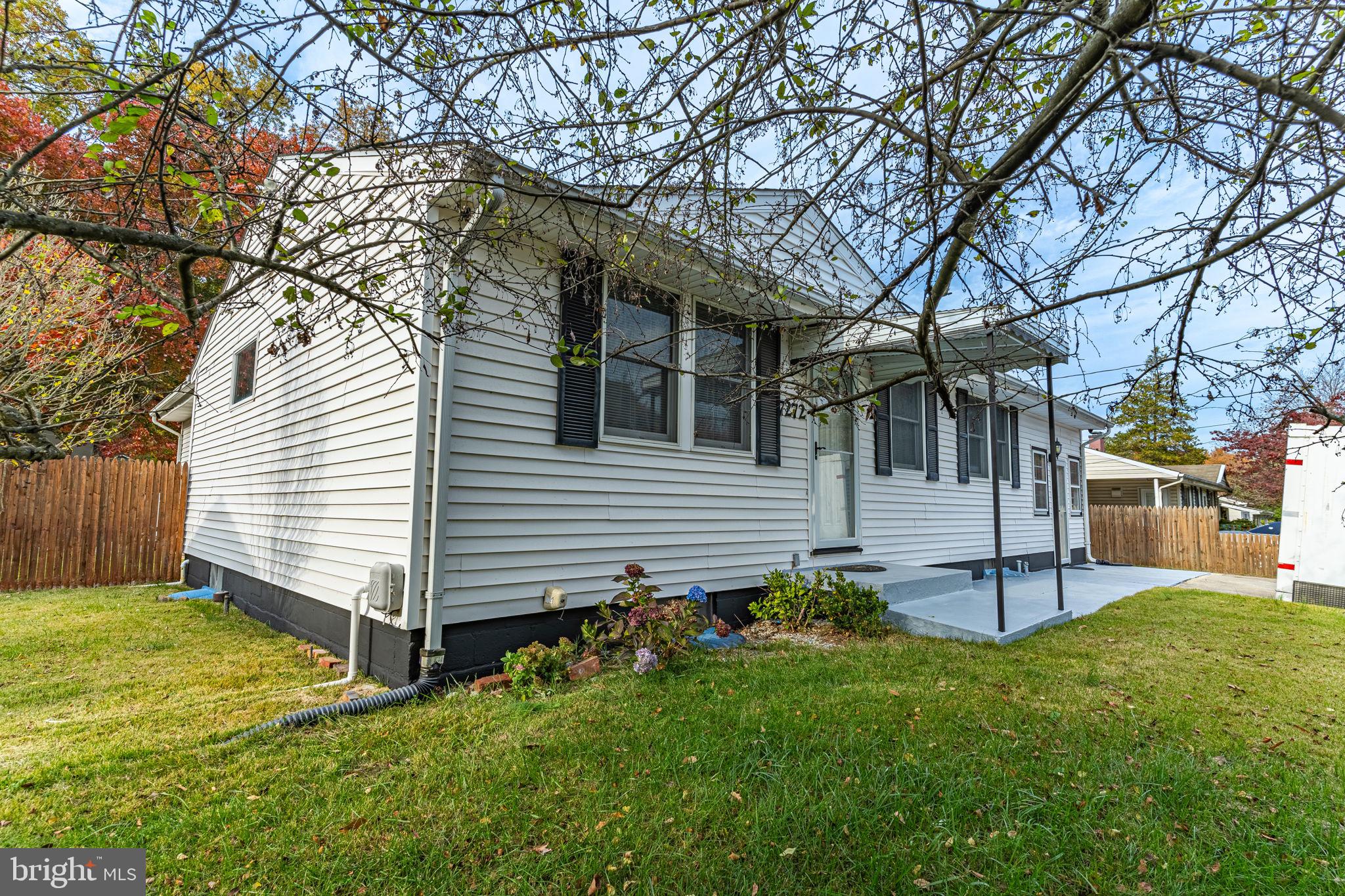 INDIAN HEAD MANOR - Residential