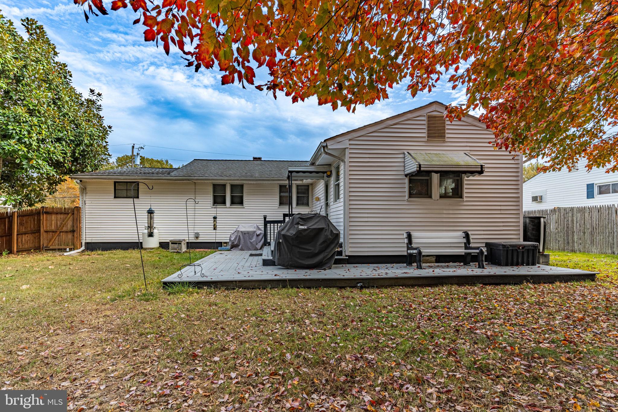 INDIAN HEAD MANOR - Residential