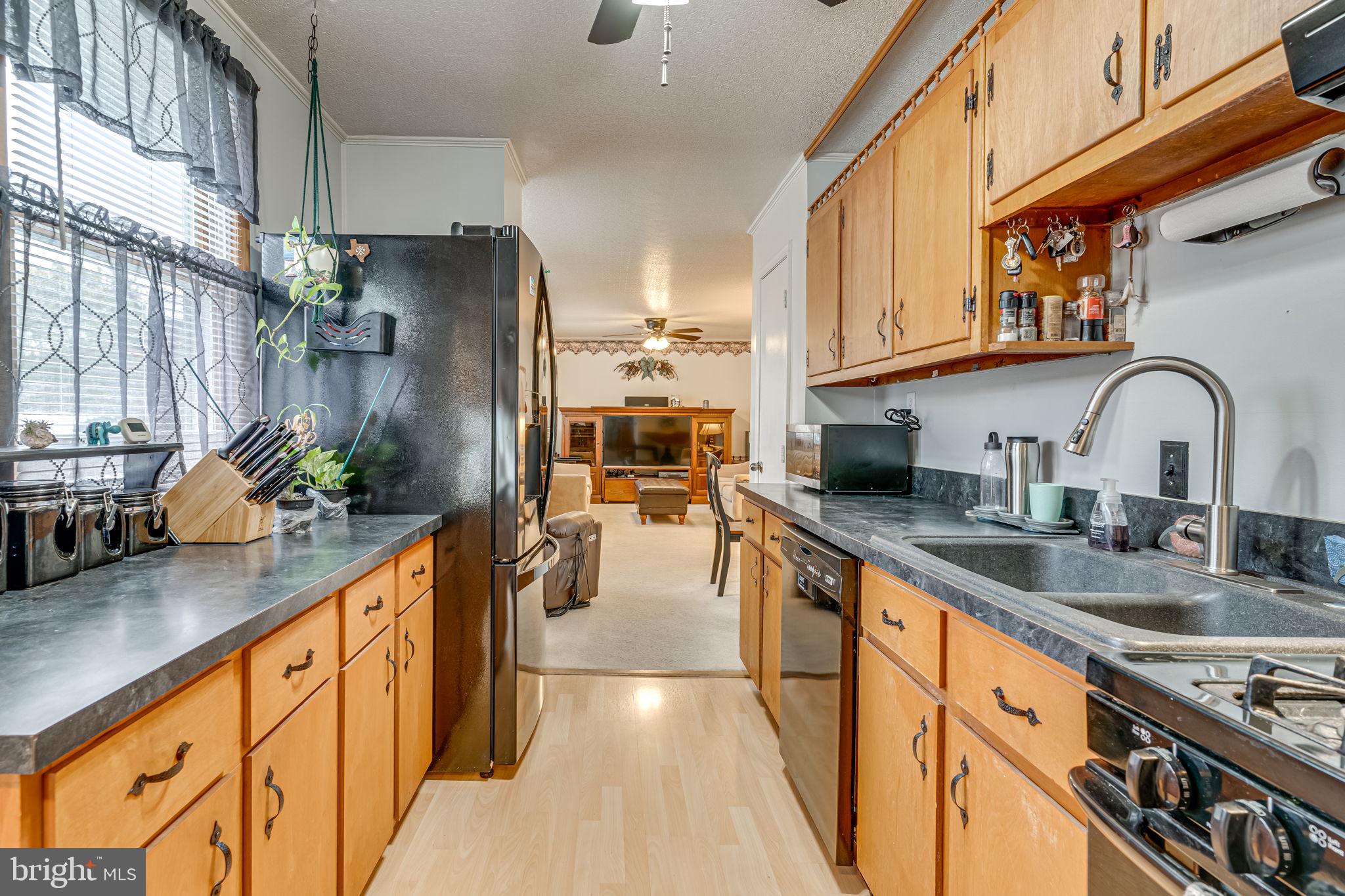 INDIAN HEAD MANOR - Residential