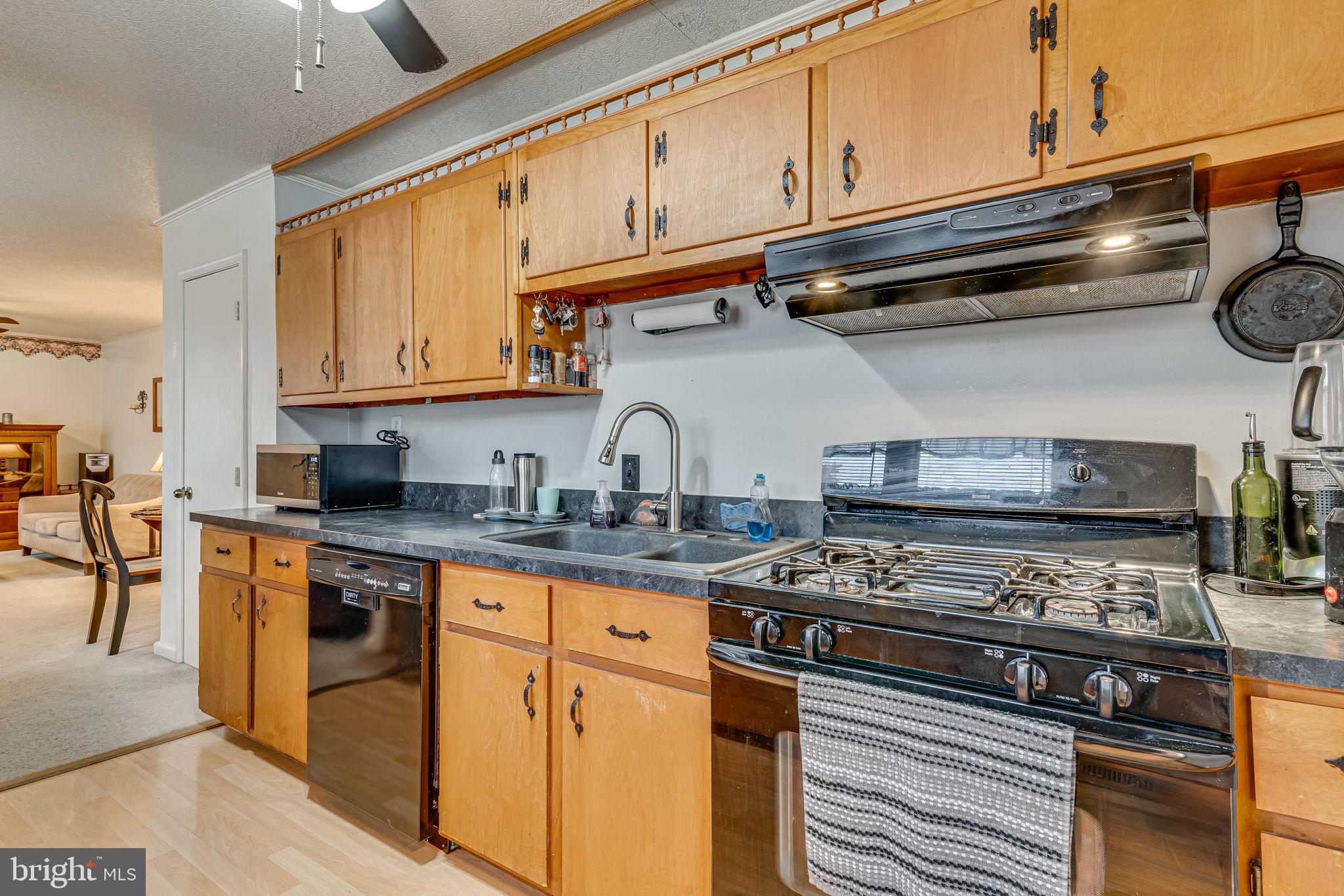 INDIAN HEAD MANOR - Residential