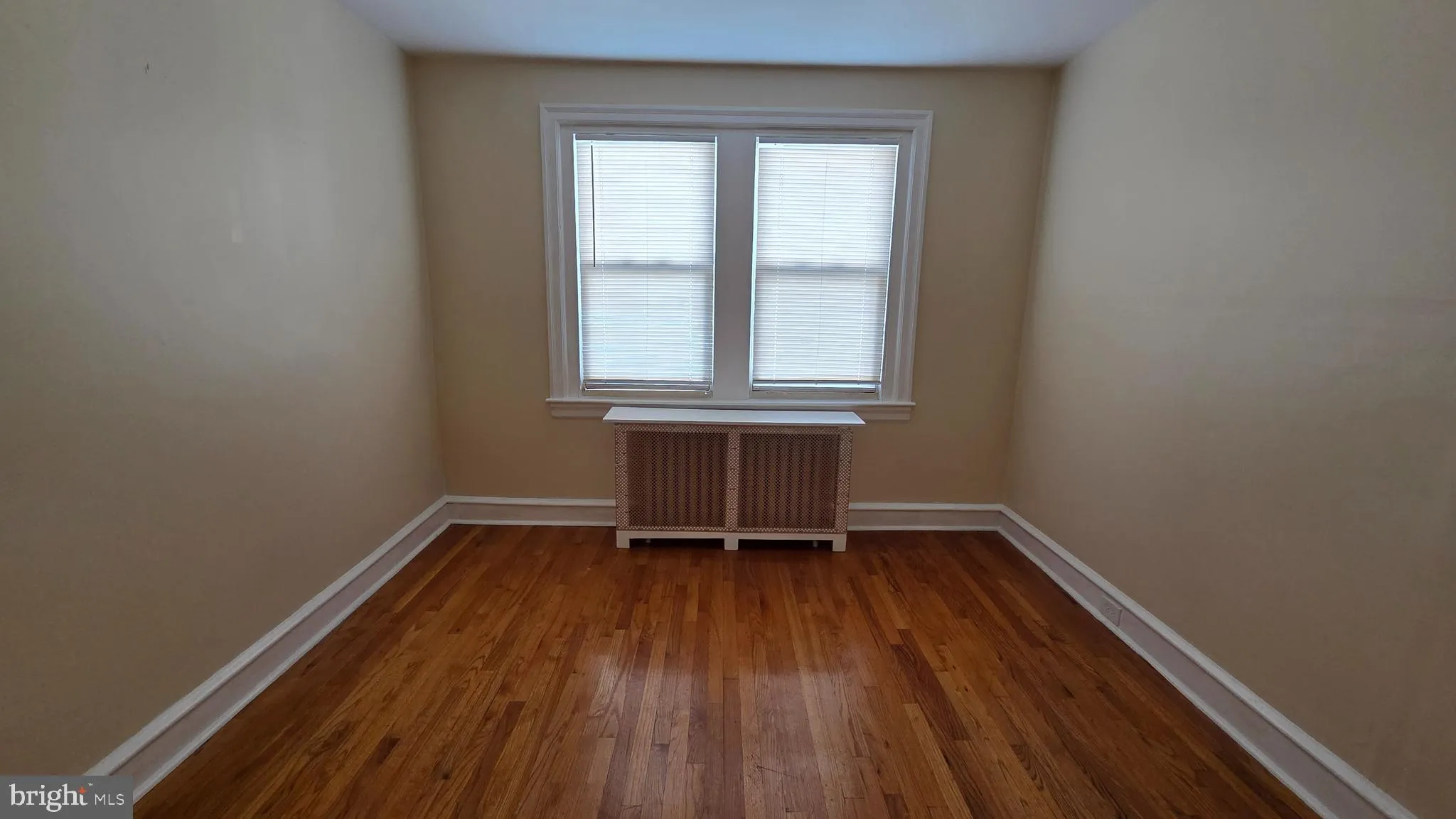 Philadelphia, Pennsylvania 19120, United States, 3 Bedrooms Bedrooms, ,2 BathroomsBathrooms,Residential,Active,229994