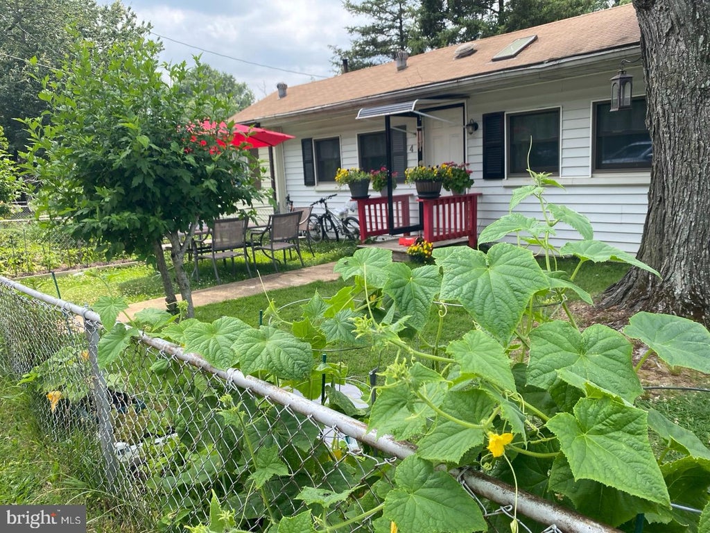 Photo of 4 Highland Place, INDIAN HEAD, MD 20640 (MLS # MDCH2051566)