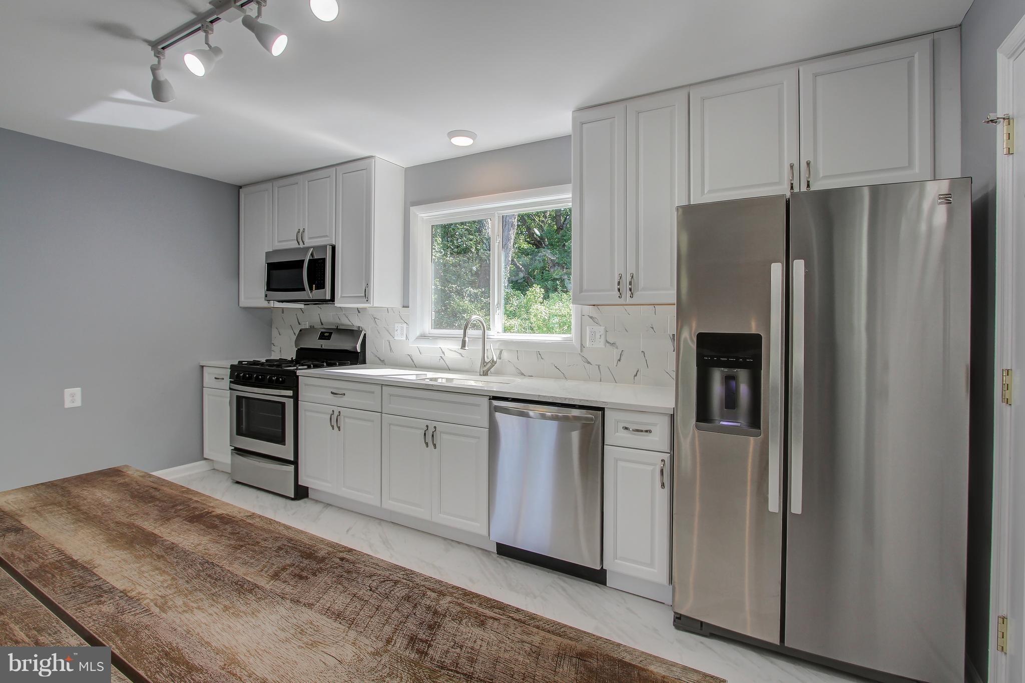 EDWARD ESTATES - Residential